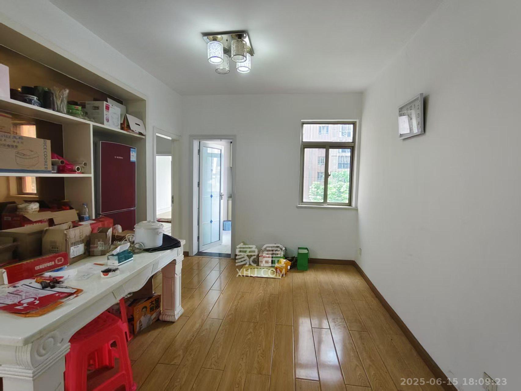 富兴嘉城(富兴汇中央) 4室2厅2卫 2600.0元/月 富兴嘉城(富兴汇中央) 4室2厅2卫 2600.0元/月室内图