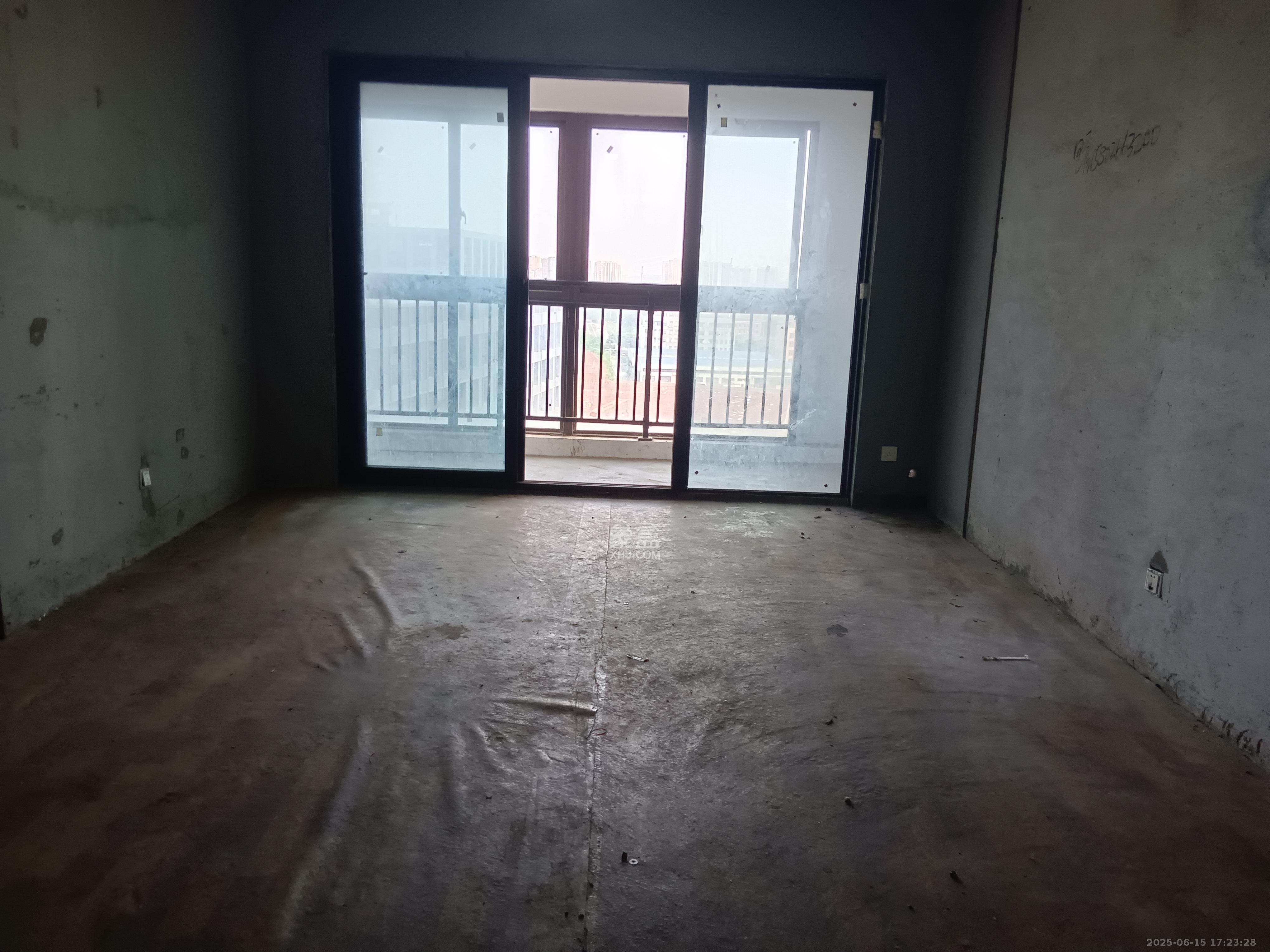 东方美地 3室2厅2卫 1500.0元/月 东方美地 3室2厅2卫 1500.0元/月室内图