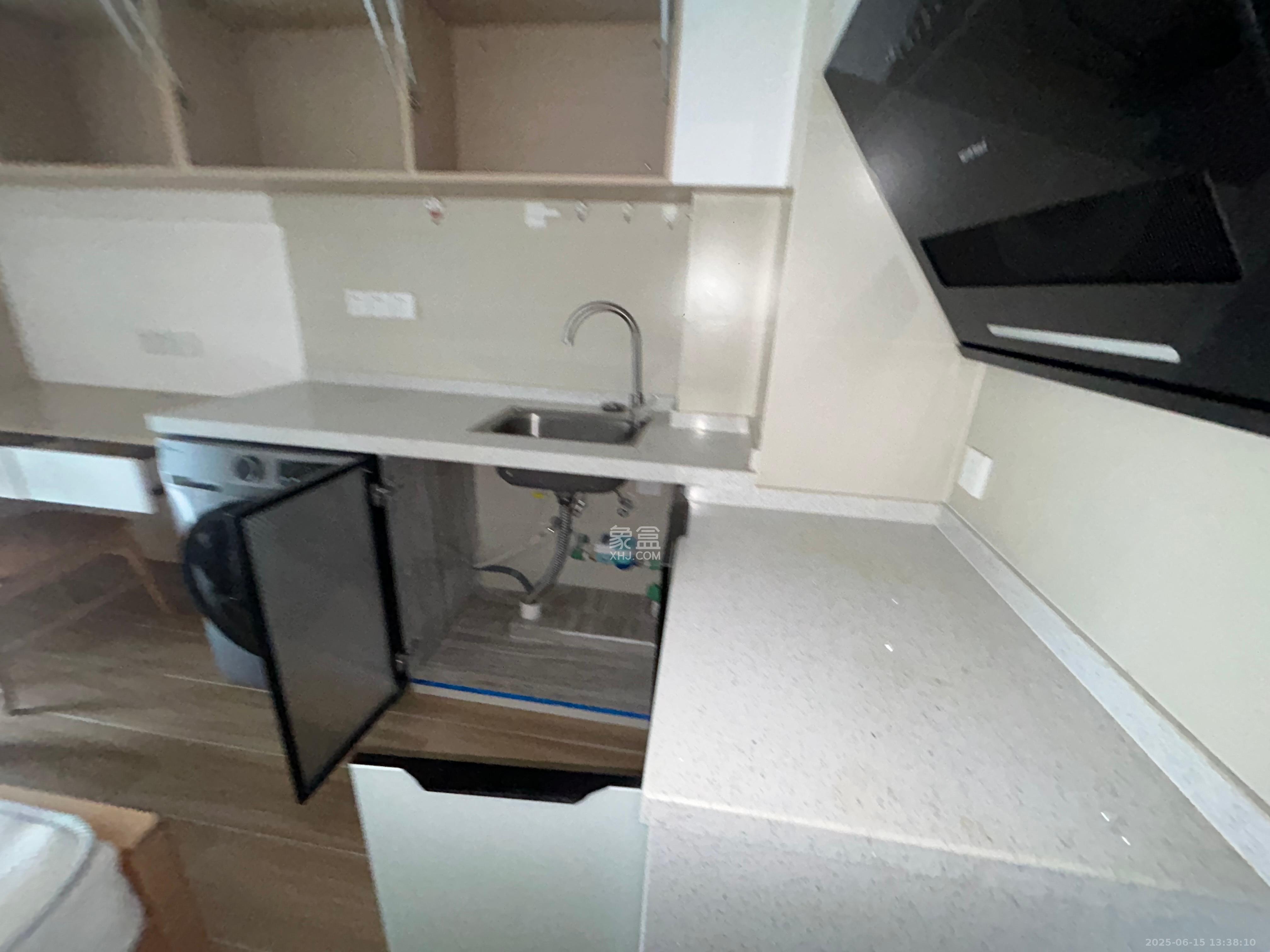 中海阅溪府 1室1厅1卫 1200.0元/月 中海阅溪府 1室1厅1卫 1200.0元/月室内图