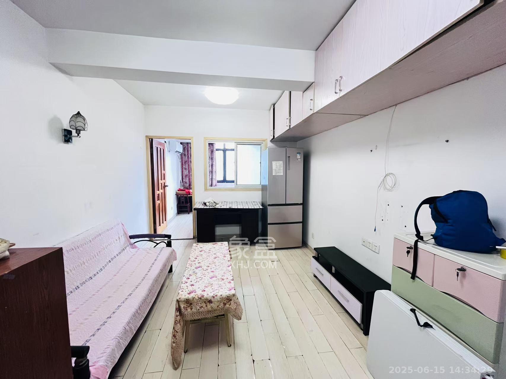 文庙坪小区  1室1厅1卫   1650.00元/月室内图