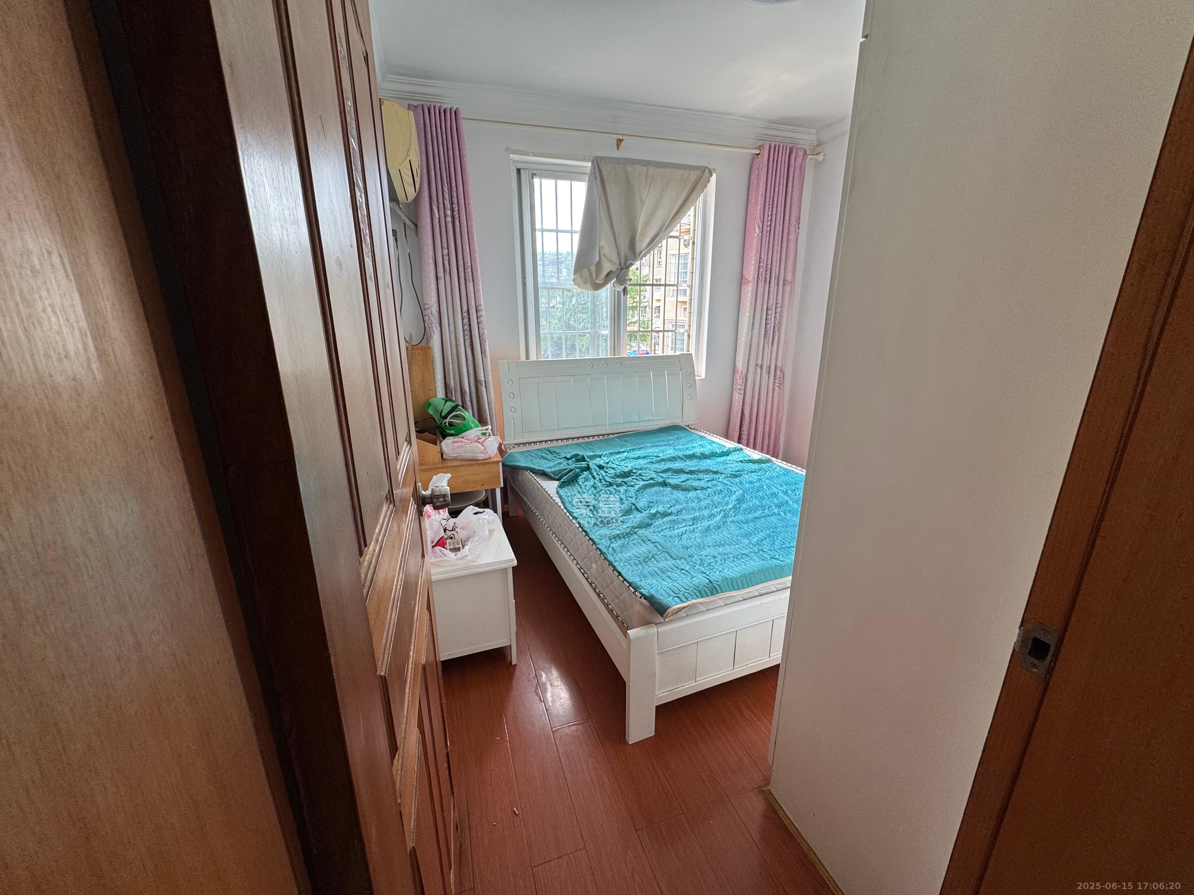 华欣公寓 2室2厅1卫 1600.0元/月 华欣公寓 2室2厅1卫 1600.0元/月室内图