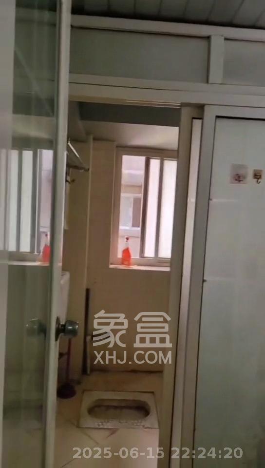 桐荫里社区  3室2厅1卫   2300.00元/月室内图