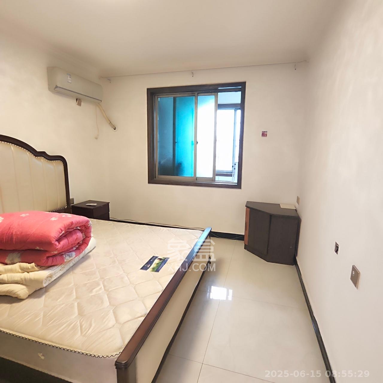 中南汽车世界 3室2厅1卫 1600.00元/月 中南汽车世界 3室2厅1卫 1600.00元/月室内图