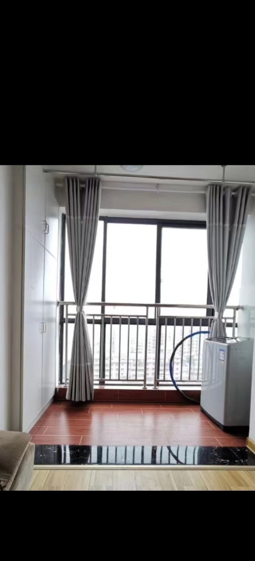 澧水广场  1室0厅0卫    1100.0元/月 澧水广场  1室0厅0卫    1100.0元/月室内图