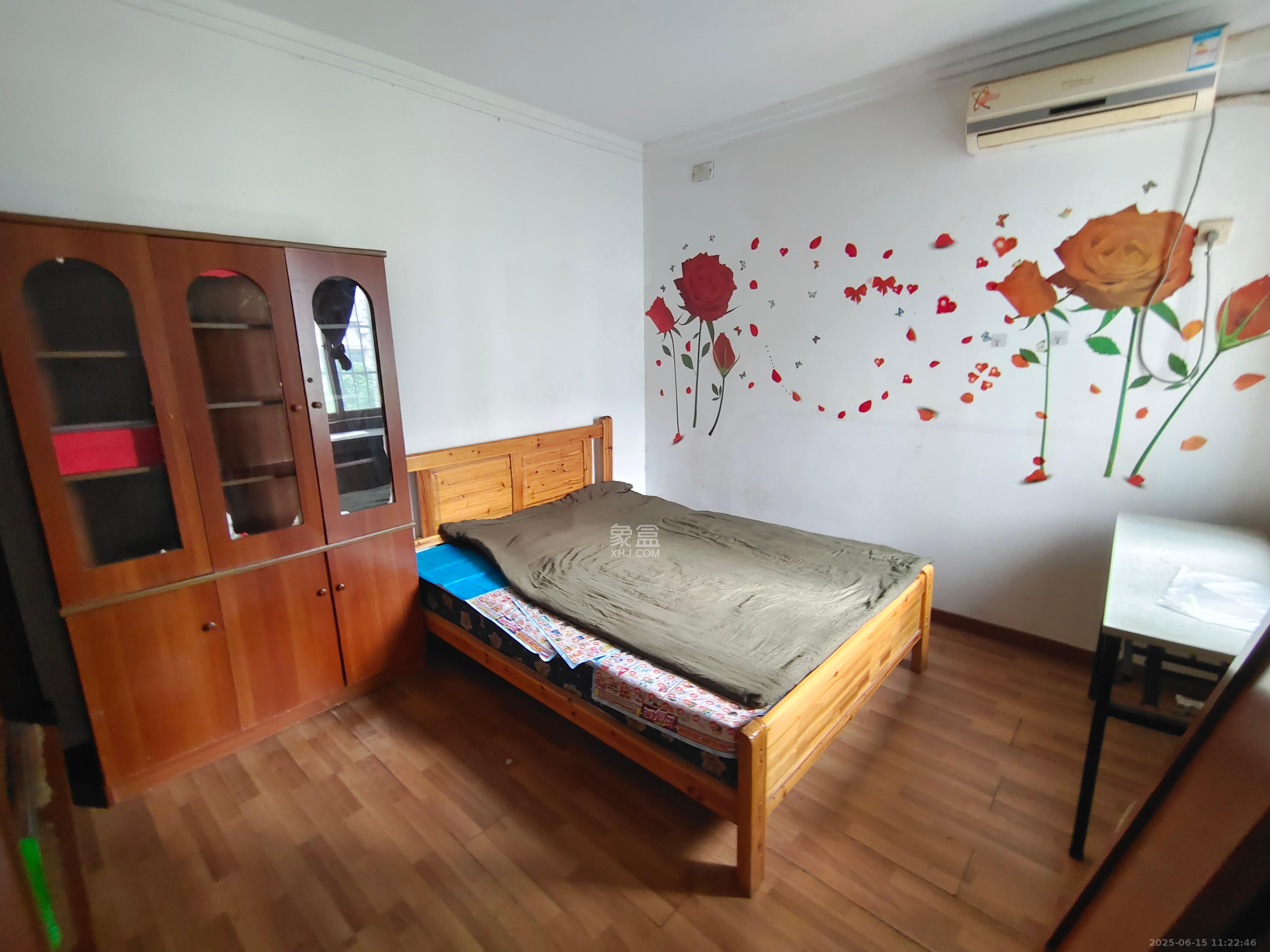 德政园 3室2厅2卫 2000.0元/月 德政园 3室2厅2卫 2000.0元/月室内图