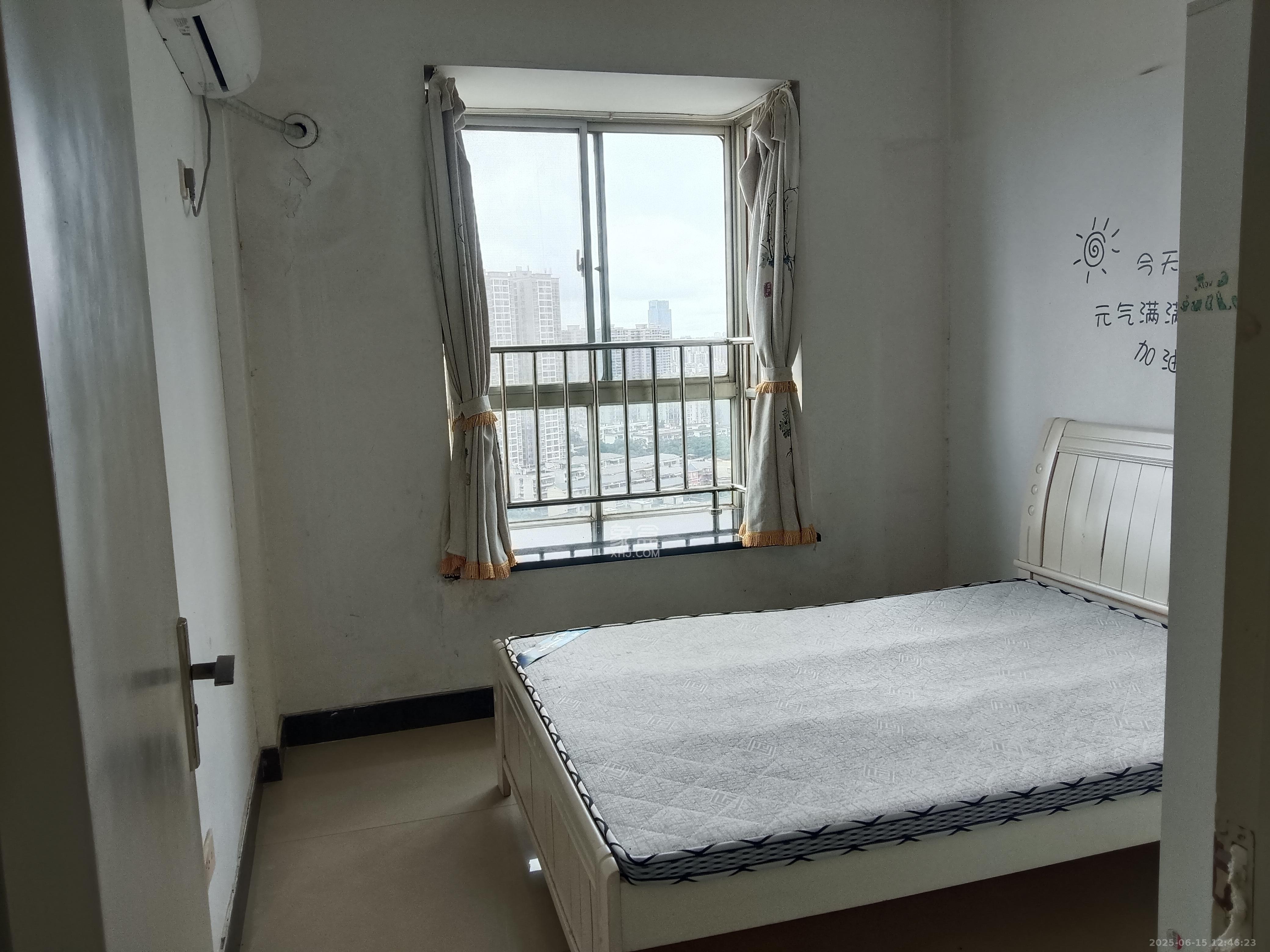 东方新世界 2室2厅1卫 2200.0元/月 东方新世界 2室2厅1卫 2200.0元/月室内图