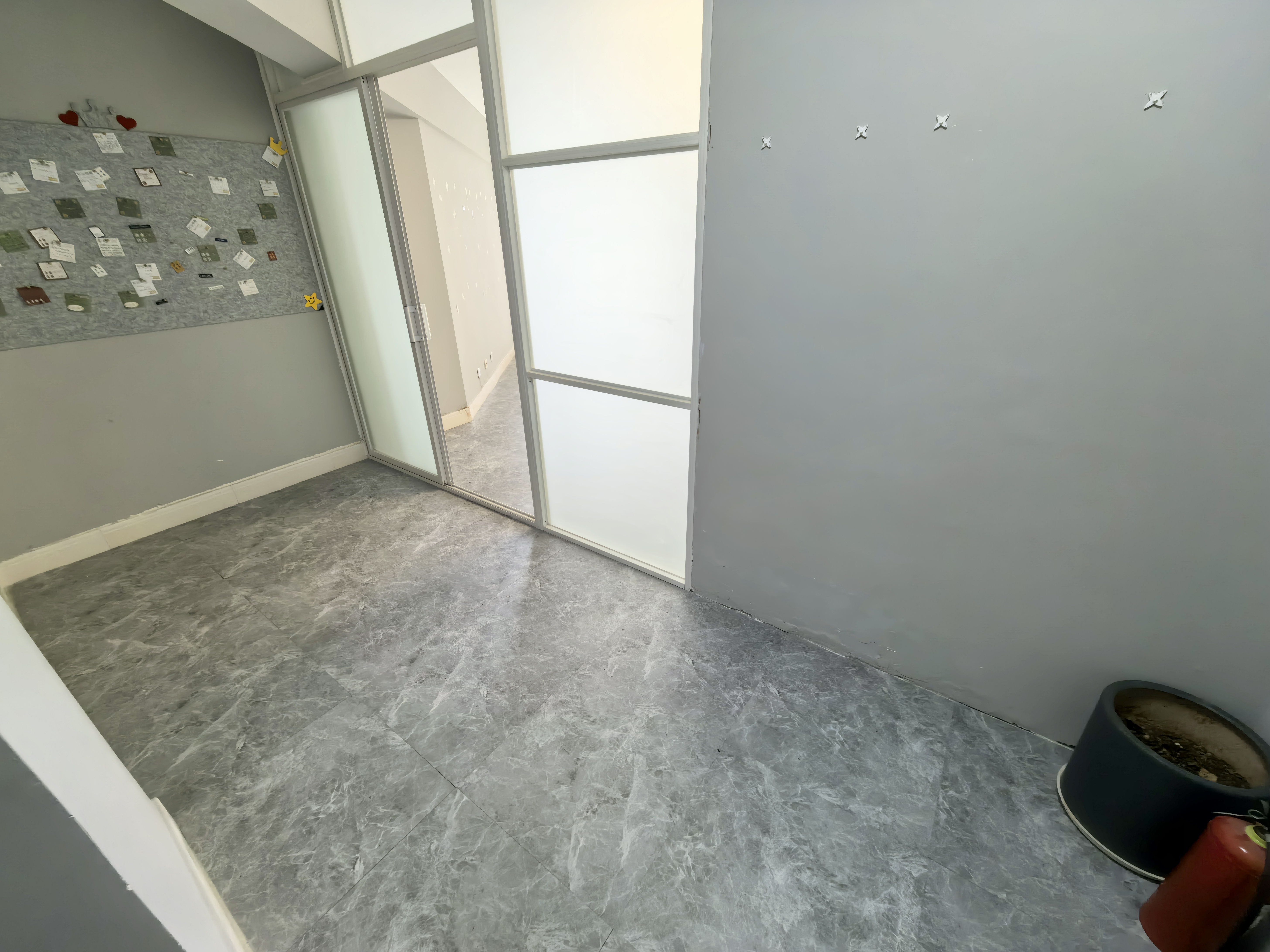 中盐大厦  3室2厅2卫   3800.00元/月室内图