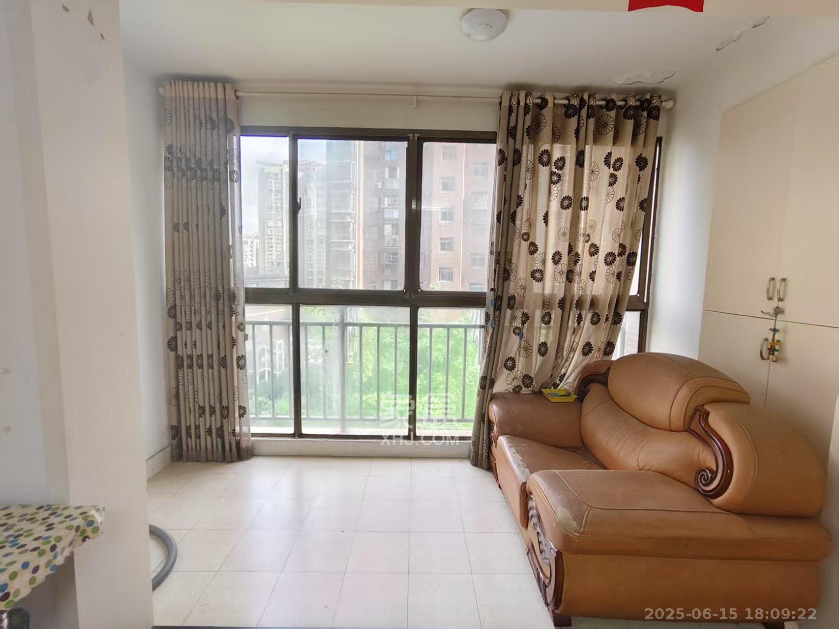 富兴嘉城(富兴汇中央) 4室2厅2卫 2600.0元/月 富兴嘉城(富兴汇中央) 4室2厅2卫 2600.0元/月室内图