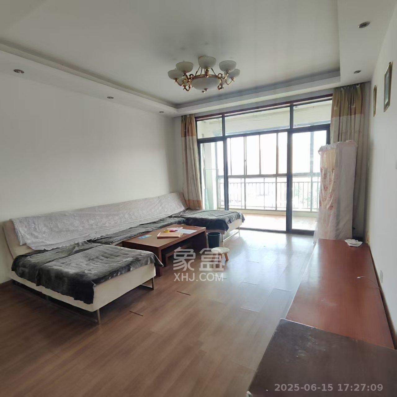 上海城小区 3室2厅2卫 2500.0元/月 上海城小区 3室2厅2卫 2500.0元/月室内图