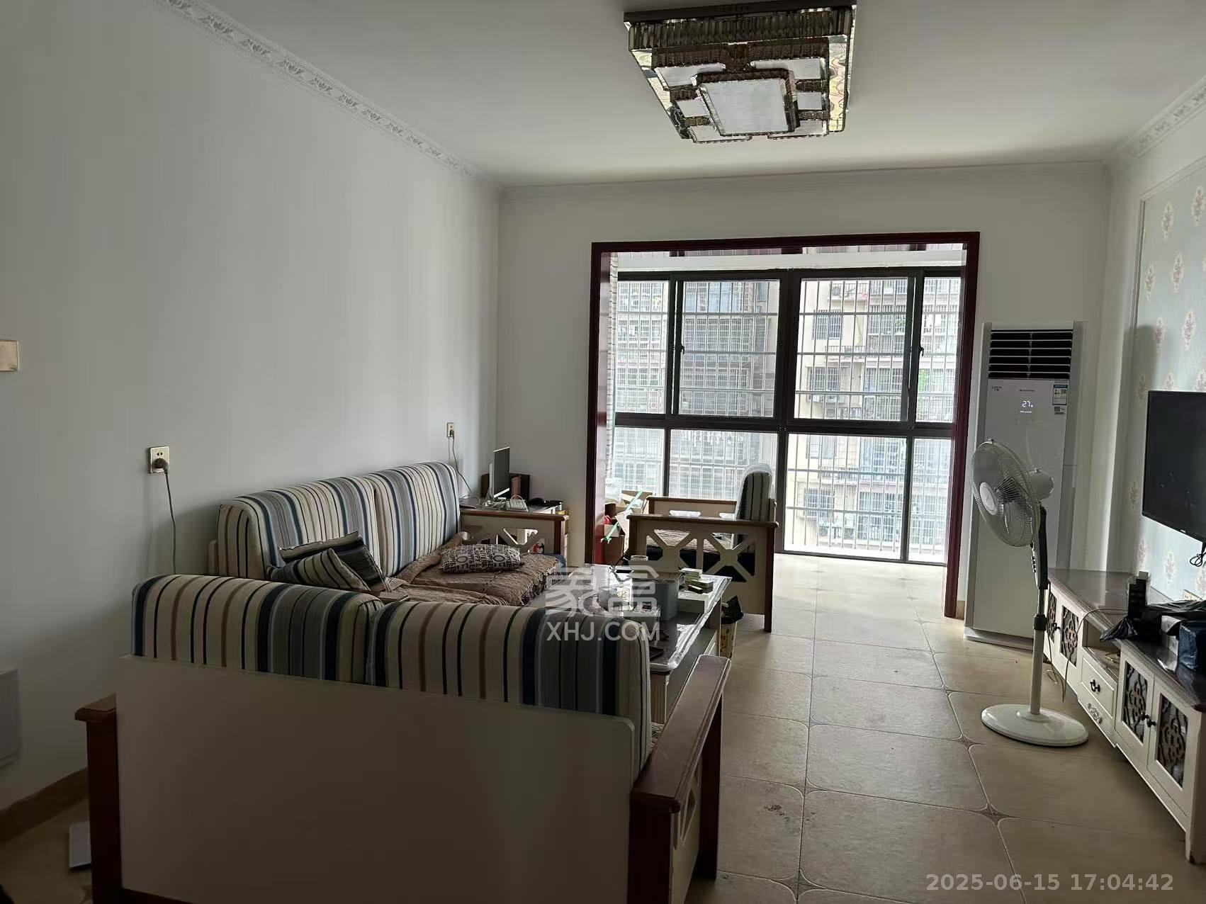 星城新宇莲景苑  3室1厅1卫    2600.0元/月 星城新宇莲景苑  3室1厅1卫    2600.0元/月