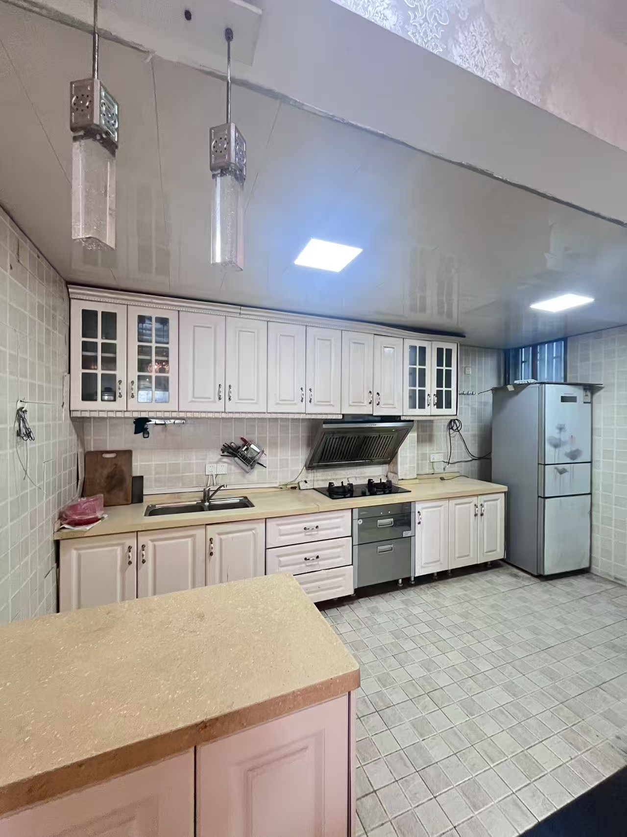 禧诚月畔湾 3室2厅2卫 1500.0元/月 禧诚月畔湾 3室2厅2卫 1500.0元/月室内图