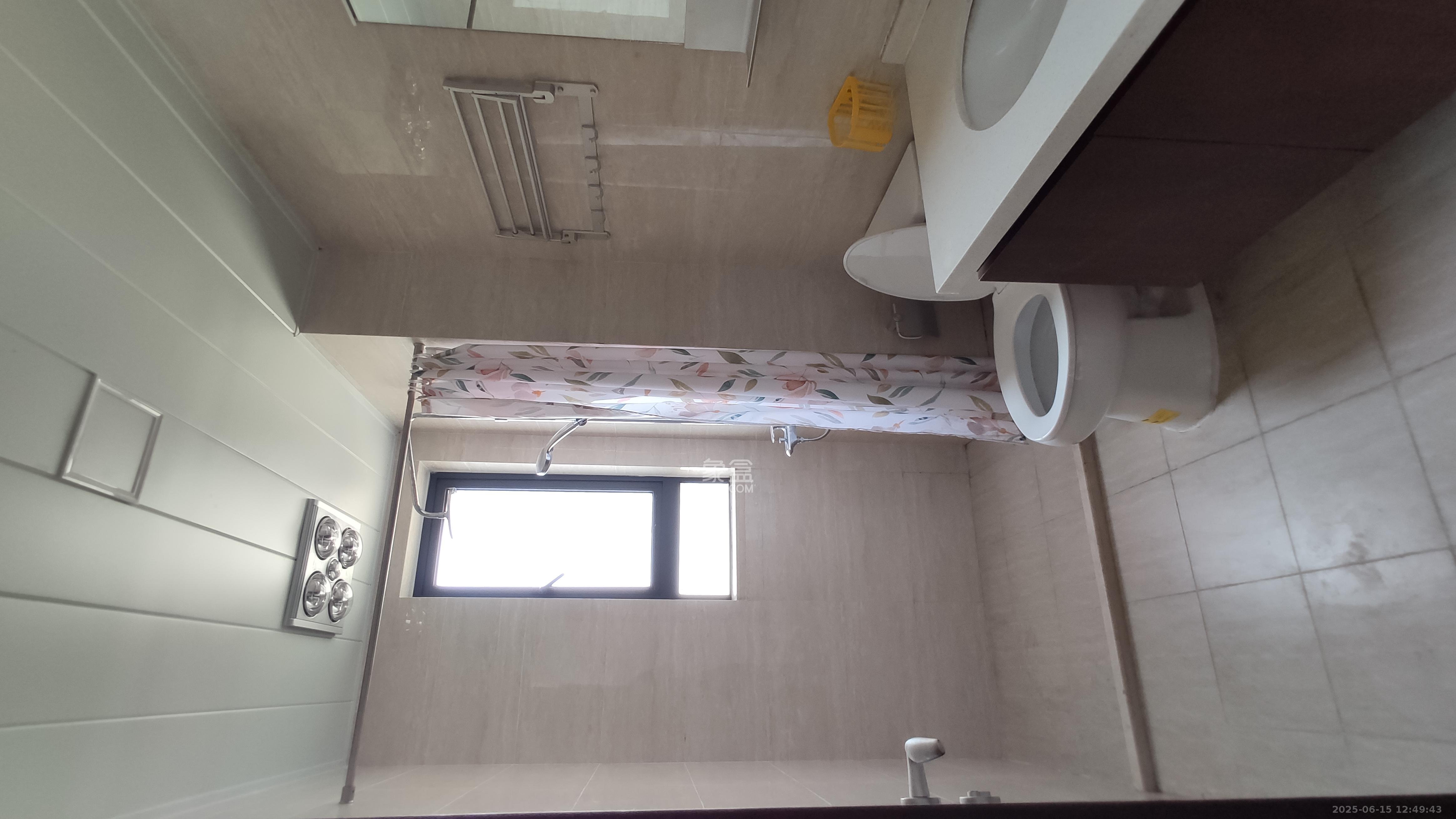 汇金城/嘉华城(二期、三期)  3室2厅2卫    2700.0元/月 汇金城/嘉华城(二期、三期)  3室2厅2卫    2700.0元/月室内图