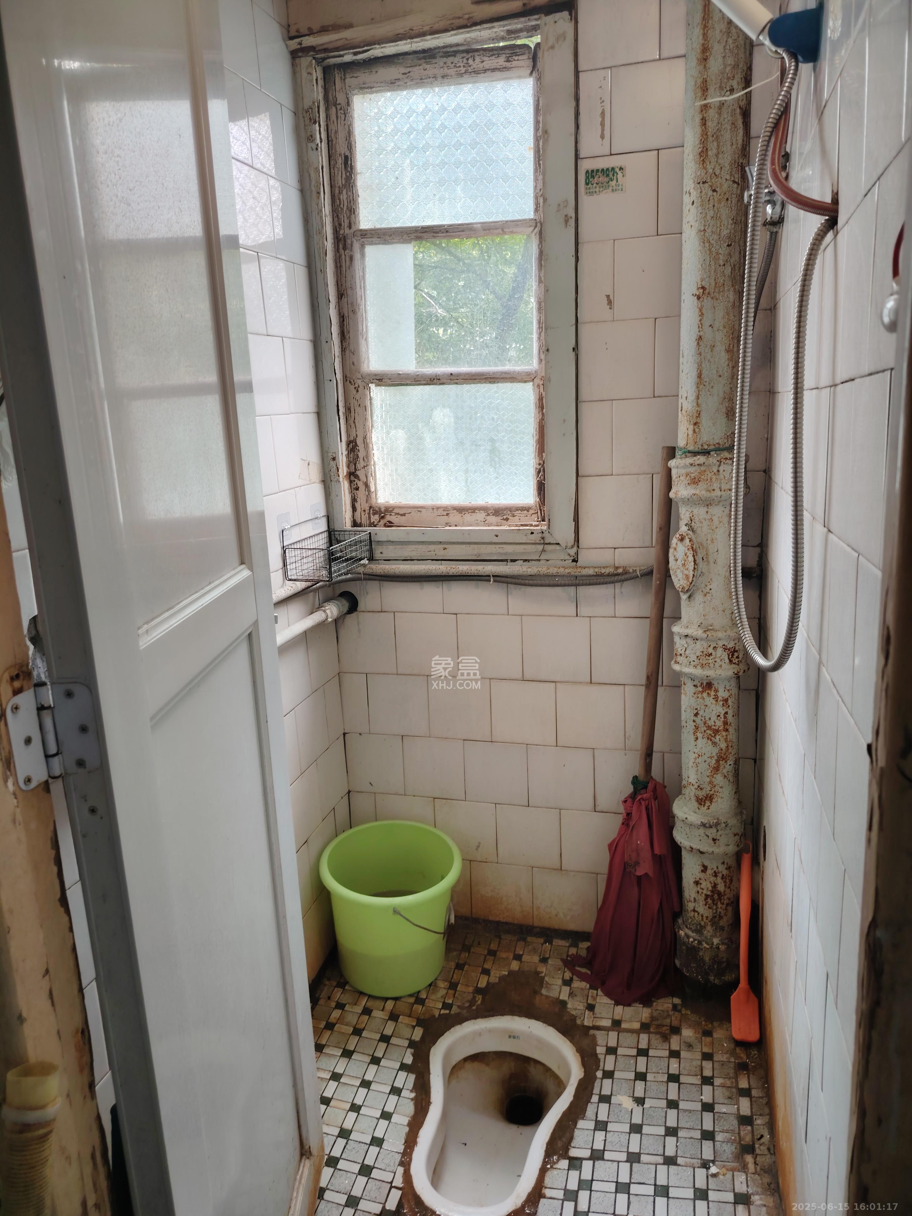 红旗区三片 2室1厅1卫 1400.0元/月 红旗区三片 2室1厅1卫 1400.0元/月室内图