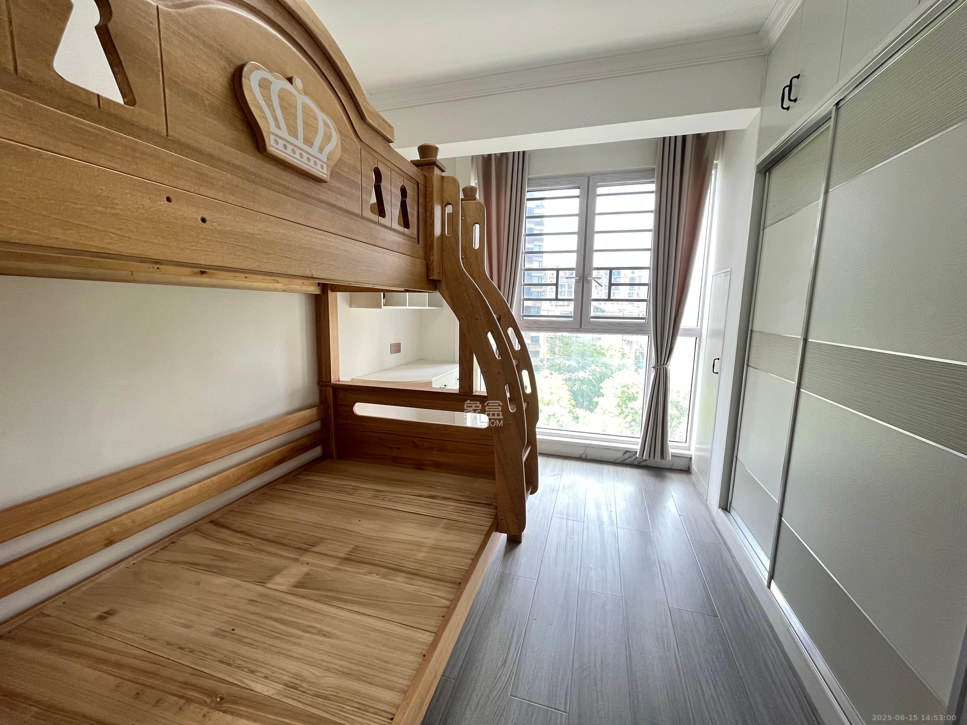 融创融公馆(融创臻苑)  4室2厅2卫    3000.0元/月 融创融公馆(融创臻苑)  4室2厅2卫    3000.0元/月室内图