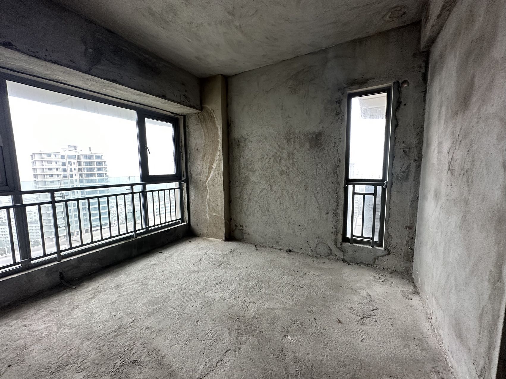 东方天澜汇 4室2厅2卫 660.0万 东方天澜汇 4室2厅2卫 660.0万室内图