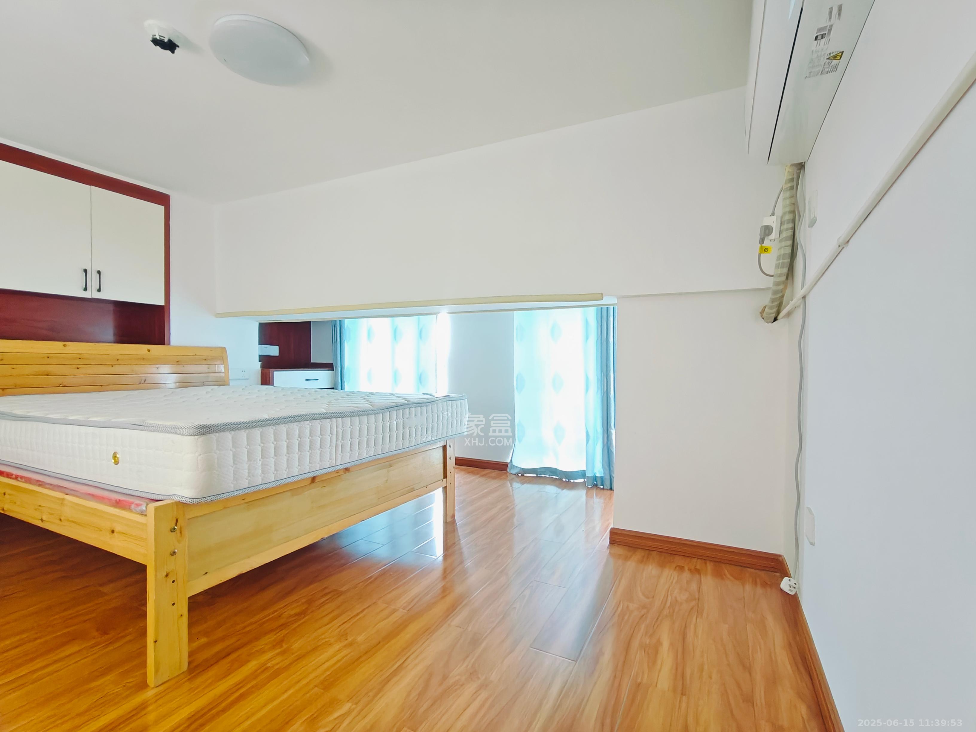 MOMA当代广场 2室1厅1卫 1500.0元/月 MOMA当代广场 2室1厅1卫 1500.0元/月室内图