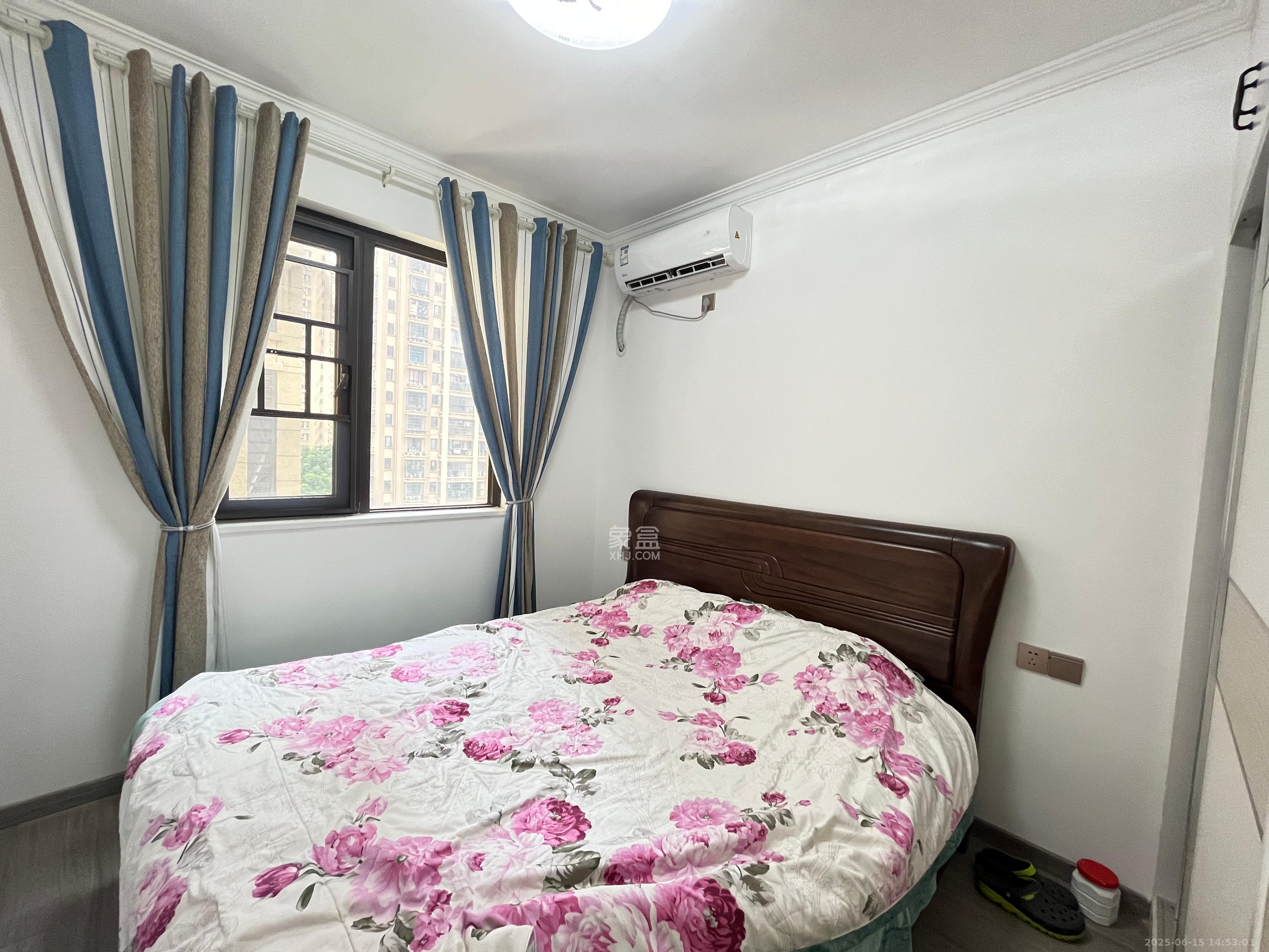 融创融公馆(融创臻苑)  4室2厅2卫    3000.0元/月 融创融公馆(融创臻苑)  4室2厅2卫    3000.0元/月室内图