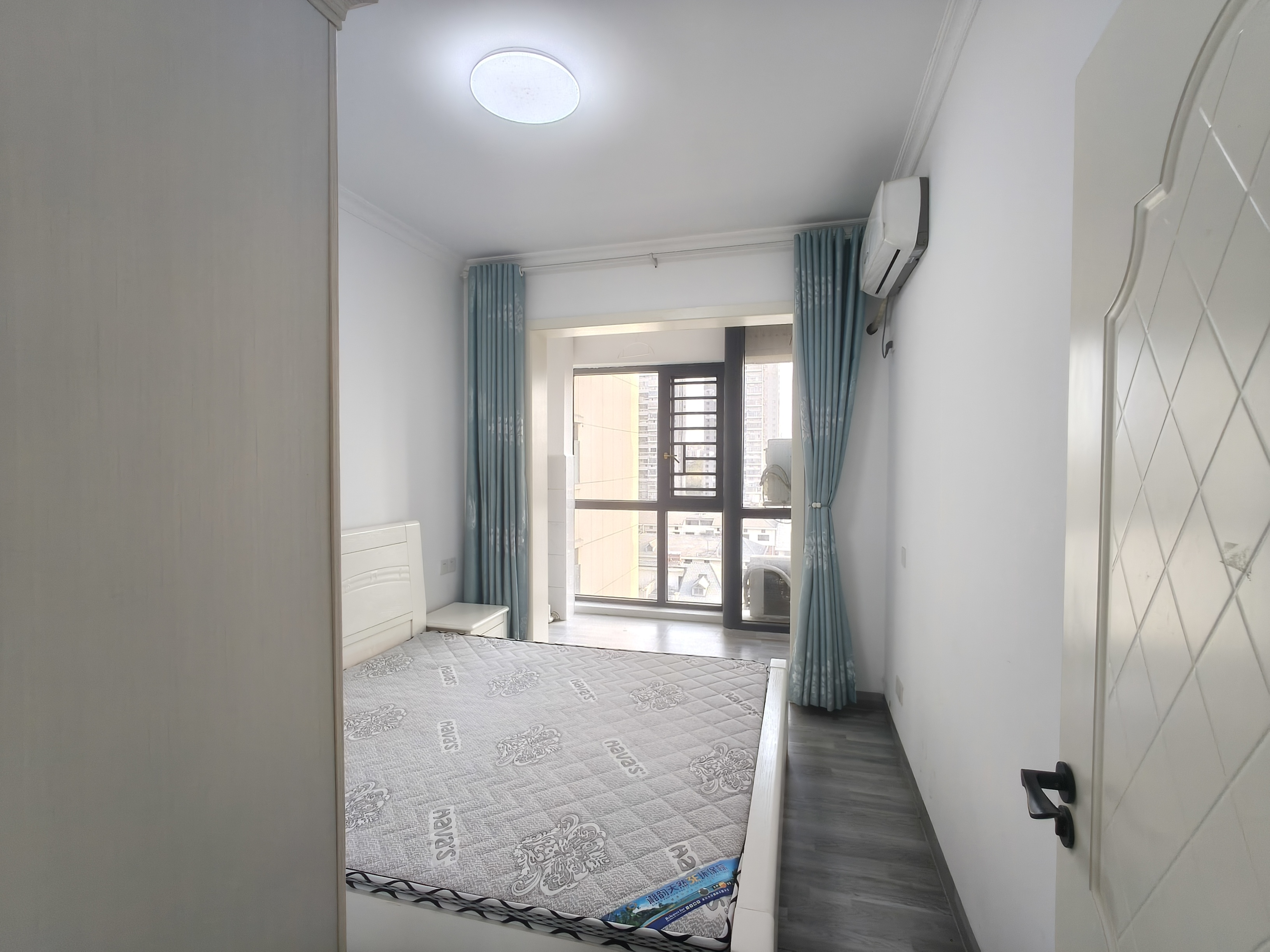 南苑上和二期 4室2厅2卫 2200.0元/月 南苑上和二期 4室2厅2卫 2200.0元/月室内图