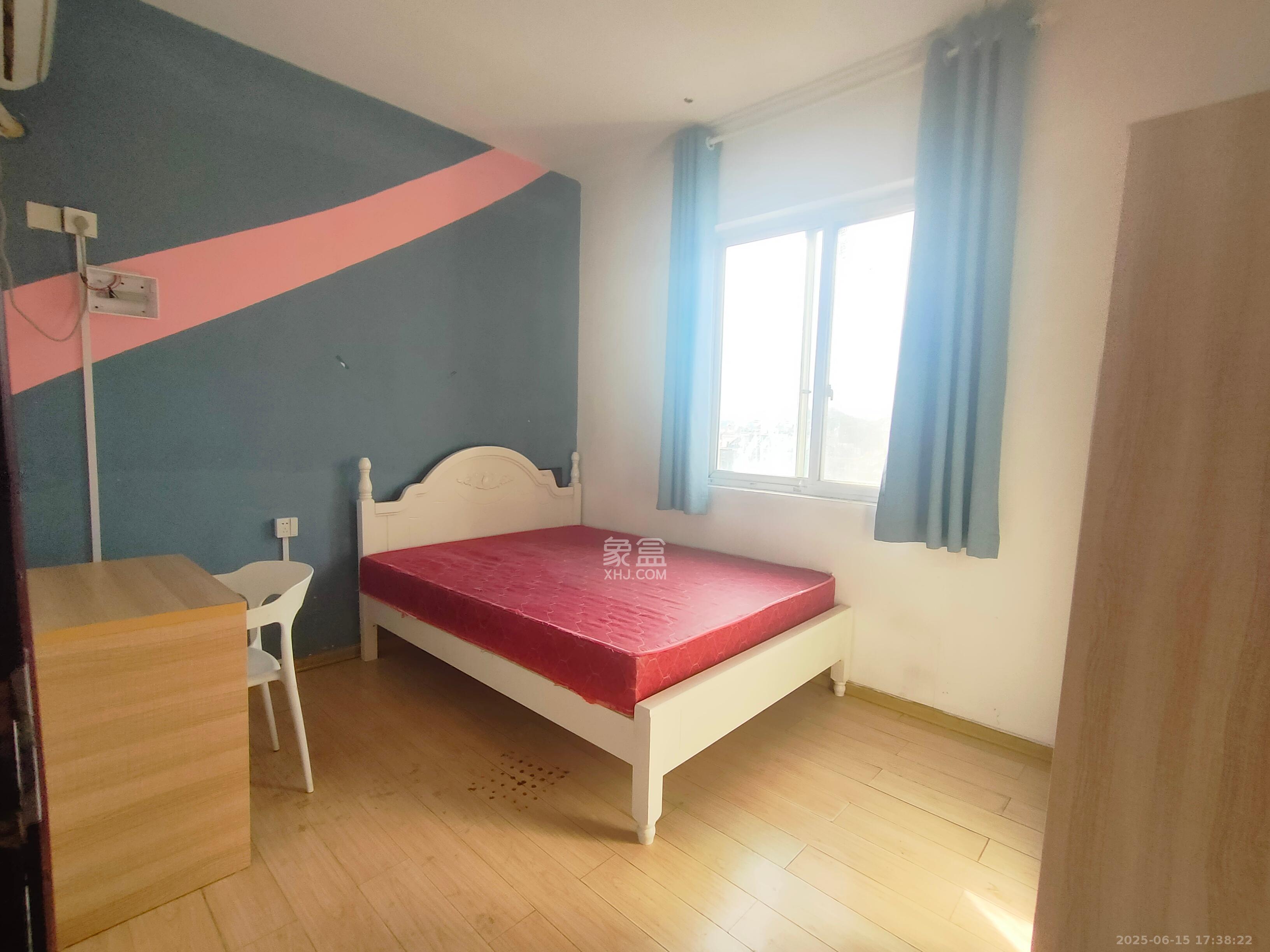 楚江华庭(楚轩公馆) 5室2厅2卫 2400.0元/月 楚江华庭(楚轩公馆) 5室2厅2卫 2400.0元/月室内图