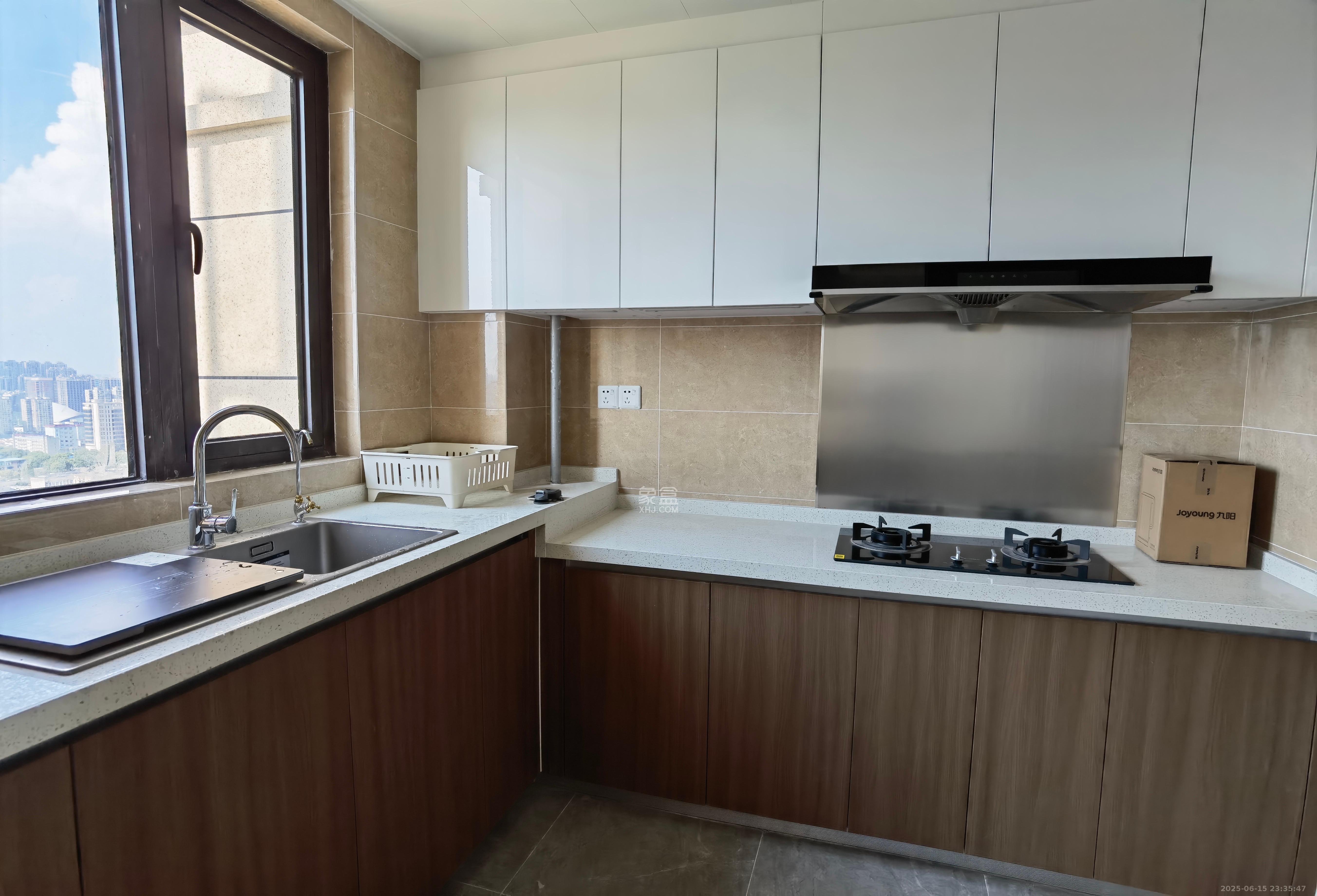 保利茉莉公馆  1室0厅0卫    3200.0元/月室内图