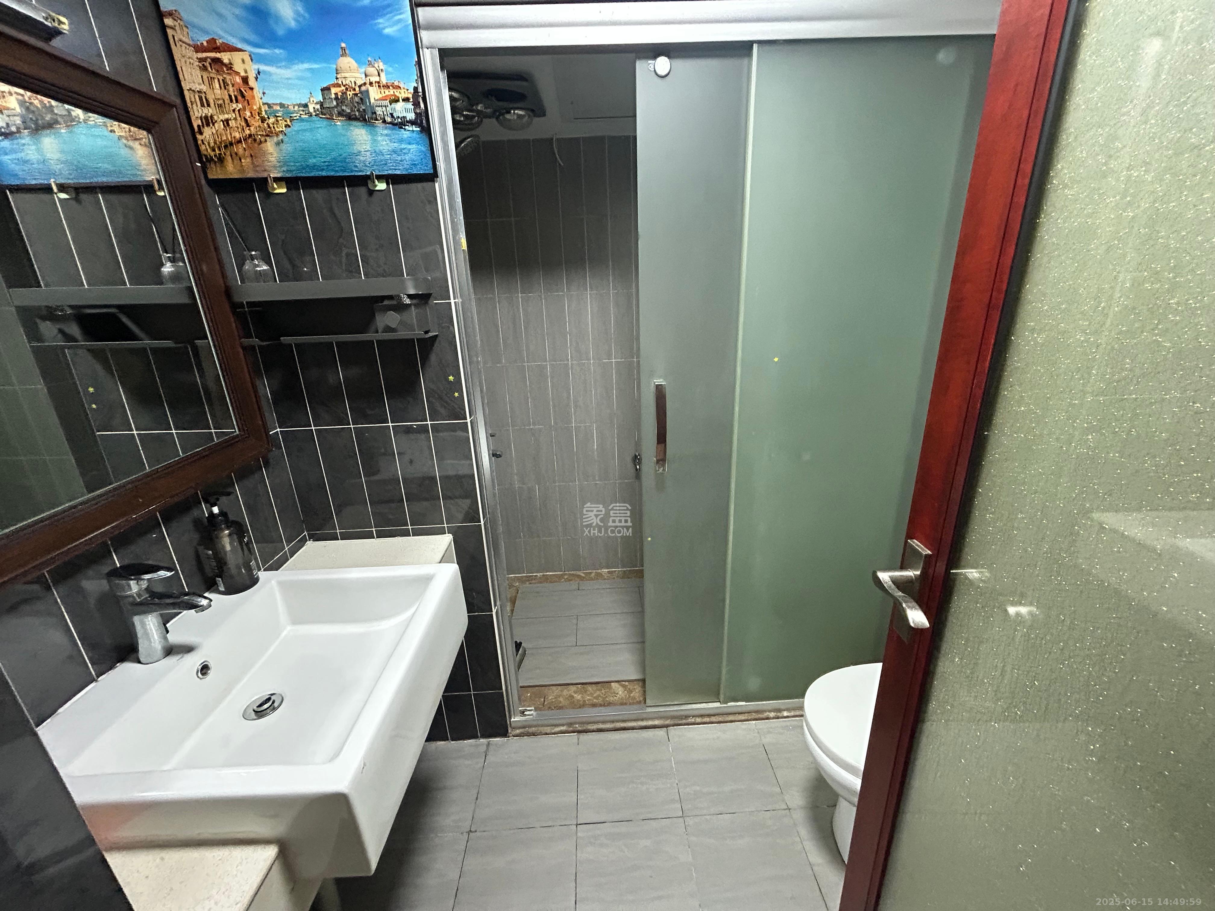 天元涉外景园B区  1室1厅1卫   1500.00元/月室内图