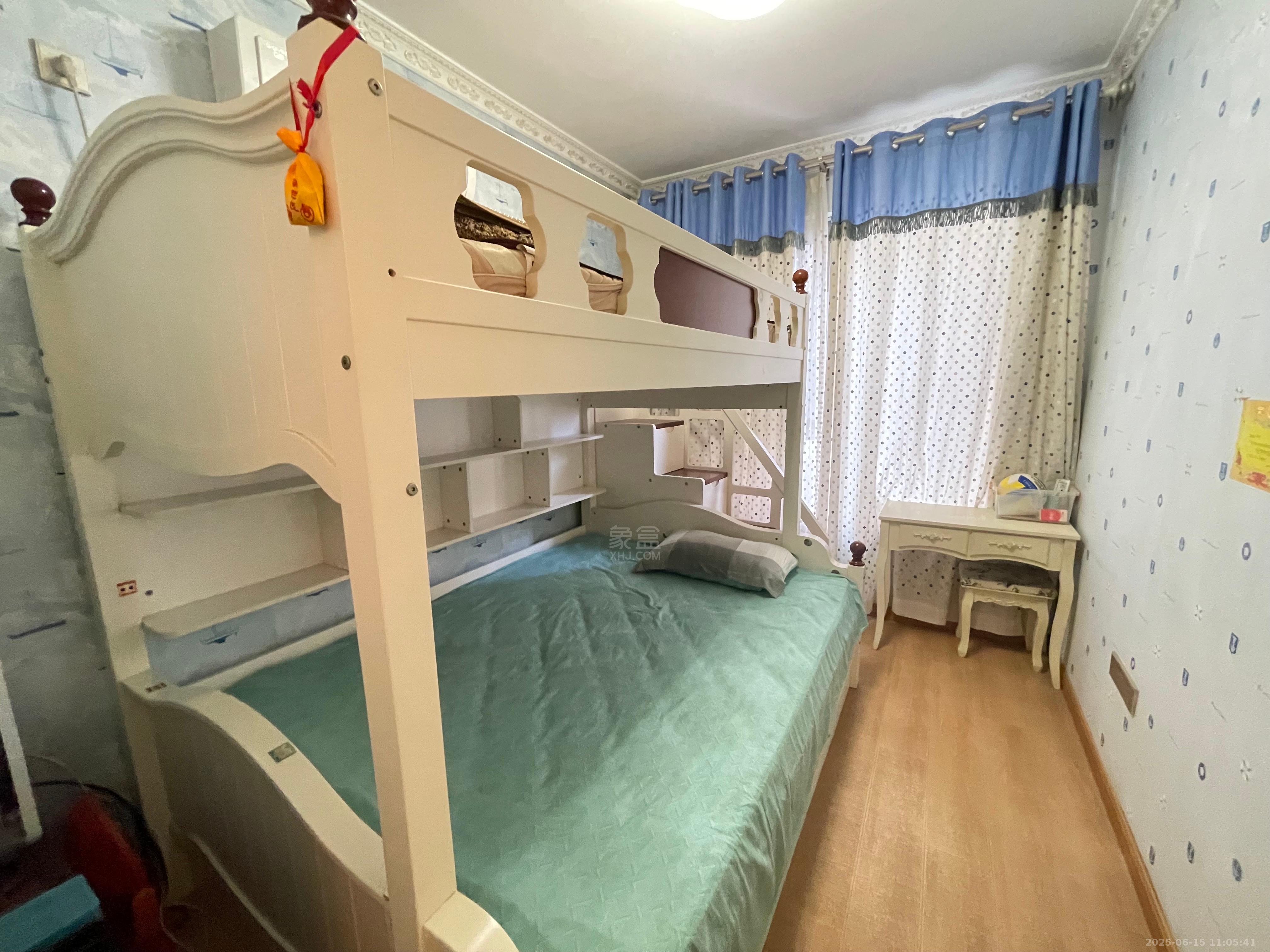 佳兆业金域天下三期  3室2厅1卫   1700.00元/月室内图