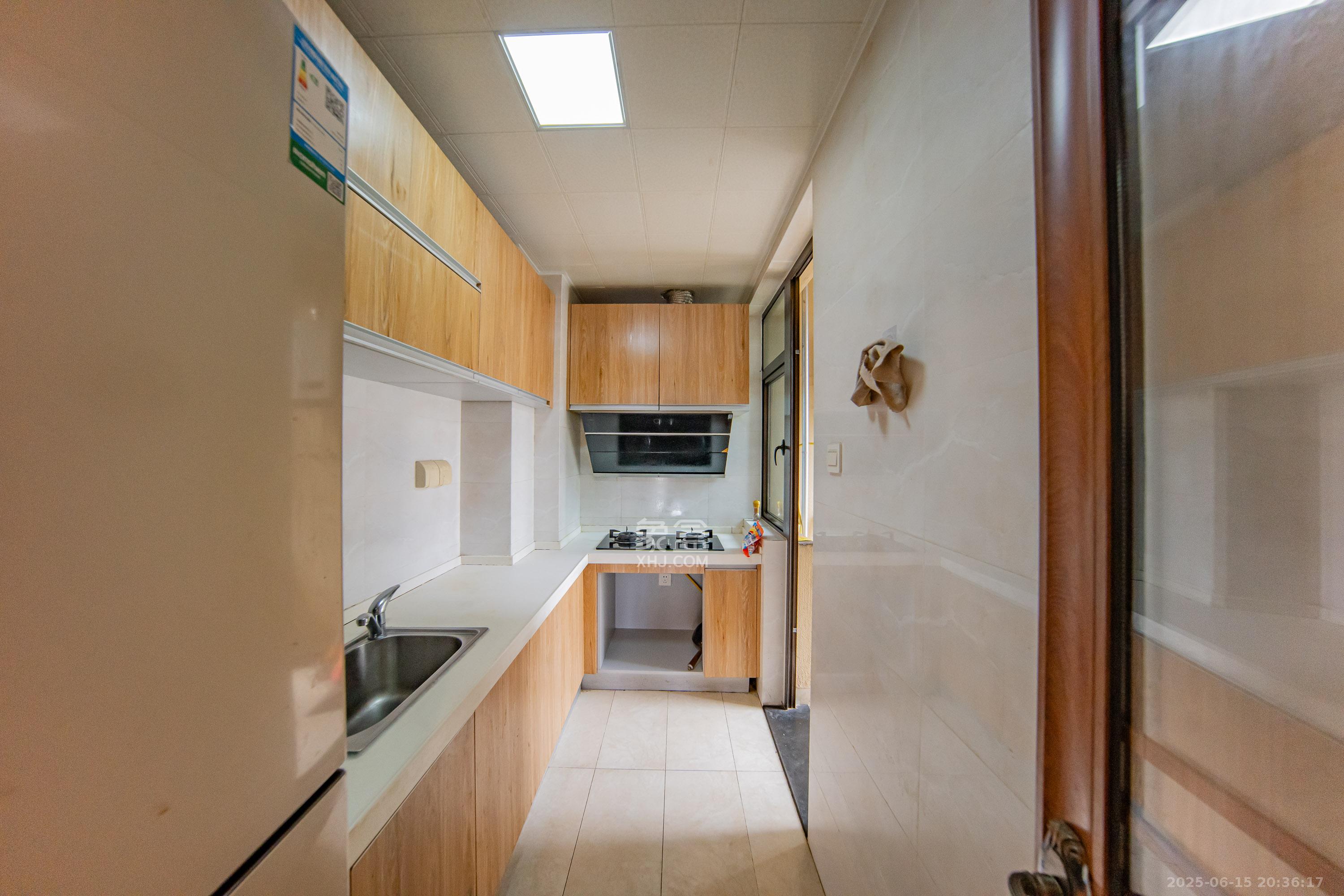 江山帝景哈佛  1室0厅0卫    95.0万厨房