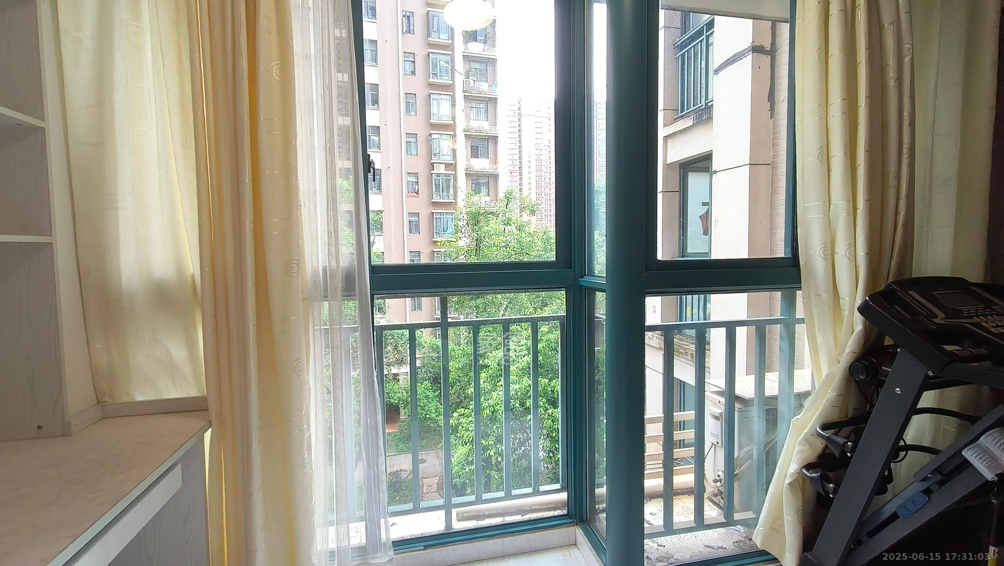 中江国际花城 3室2厅2卫 3200.0元/月 中江国际花城 3室2厅2卫 3200.0元/月室内图