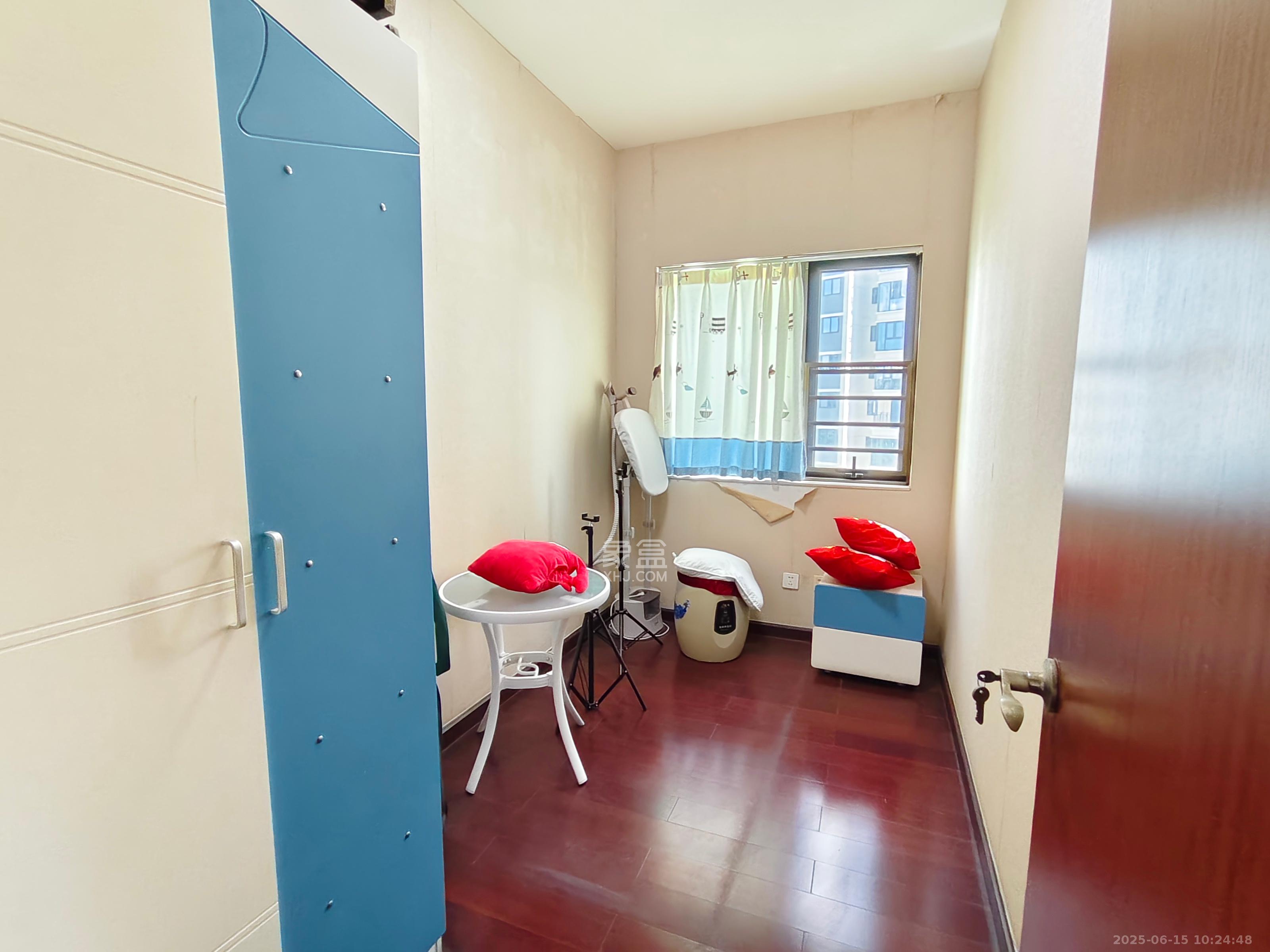 远大麓园 3室2厅2卫 2500.0元/月 远大麓园 3室2厅2卫 2500.0元/月室内图