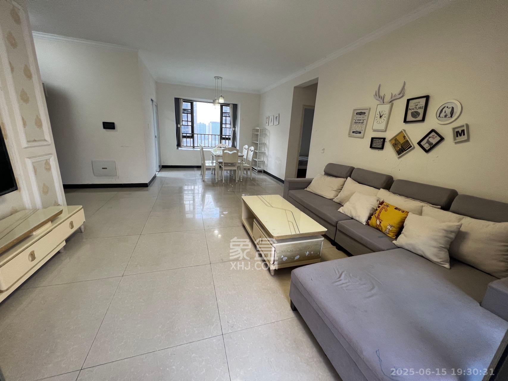 梅溪湖金茂悦(金悦雅苑) 4室2厅2卫 3800.0元/月 梅溪湖金茂悦(金悦雅苑) 4室2厅2卫 3800.0元/月室内图