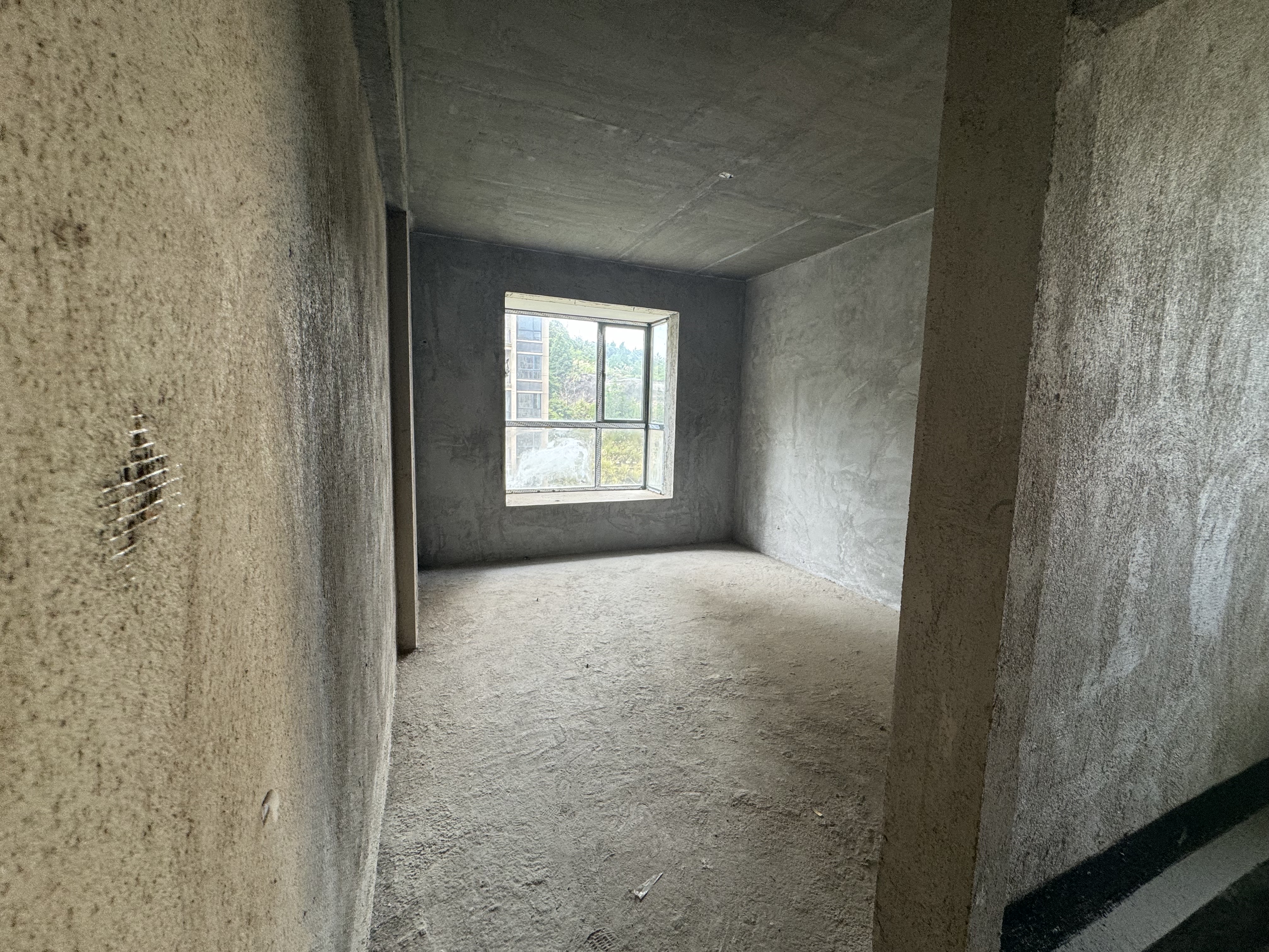 和泰家园 3室2厅2卫 49.8万 和泰家园 3室2厅2卫 49.8万客厅