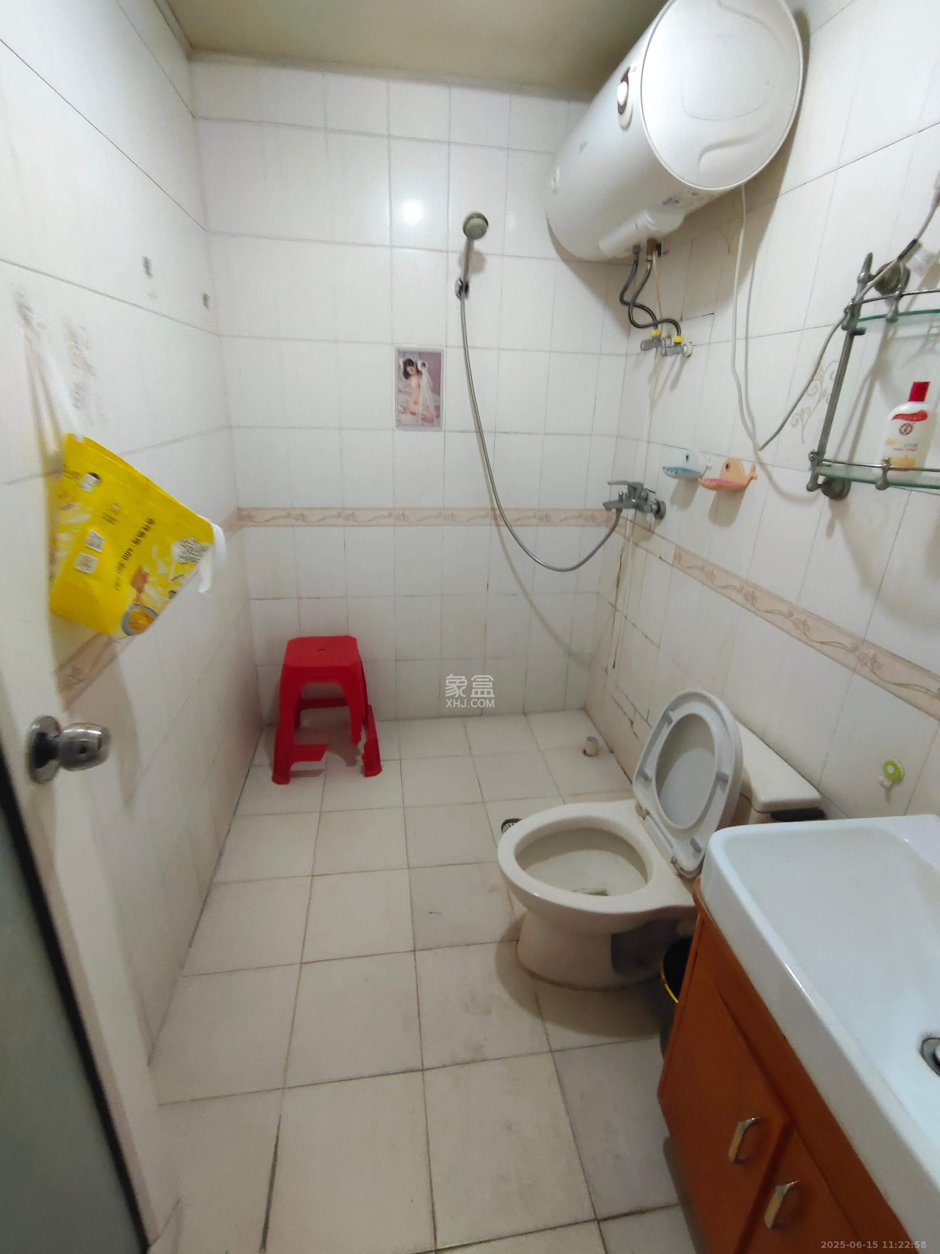 德政园 3室2厅2卫 2000.0元/月 德政园 3室2厅2卫 2000.0元/月室内图