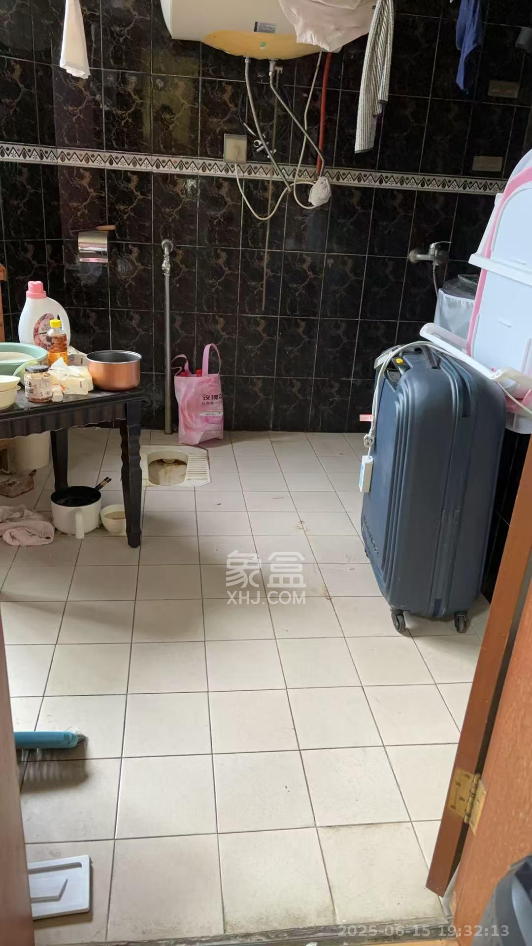 和府 1室1厅1卫 1000.0元/月 和府 1室1厅1卫 1000.0元/月室内图