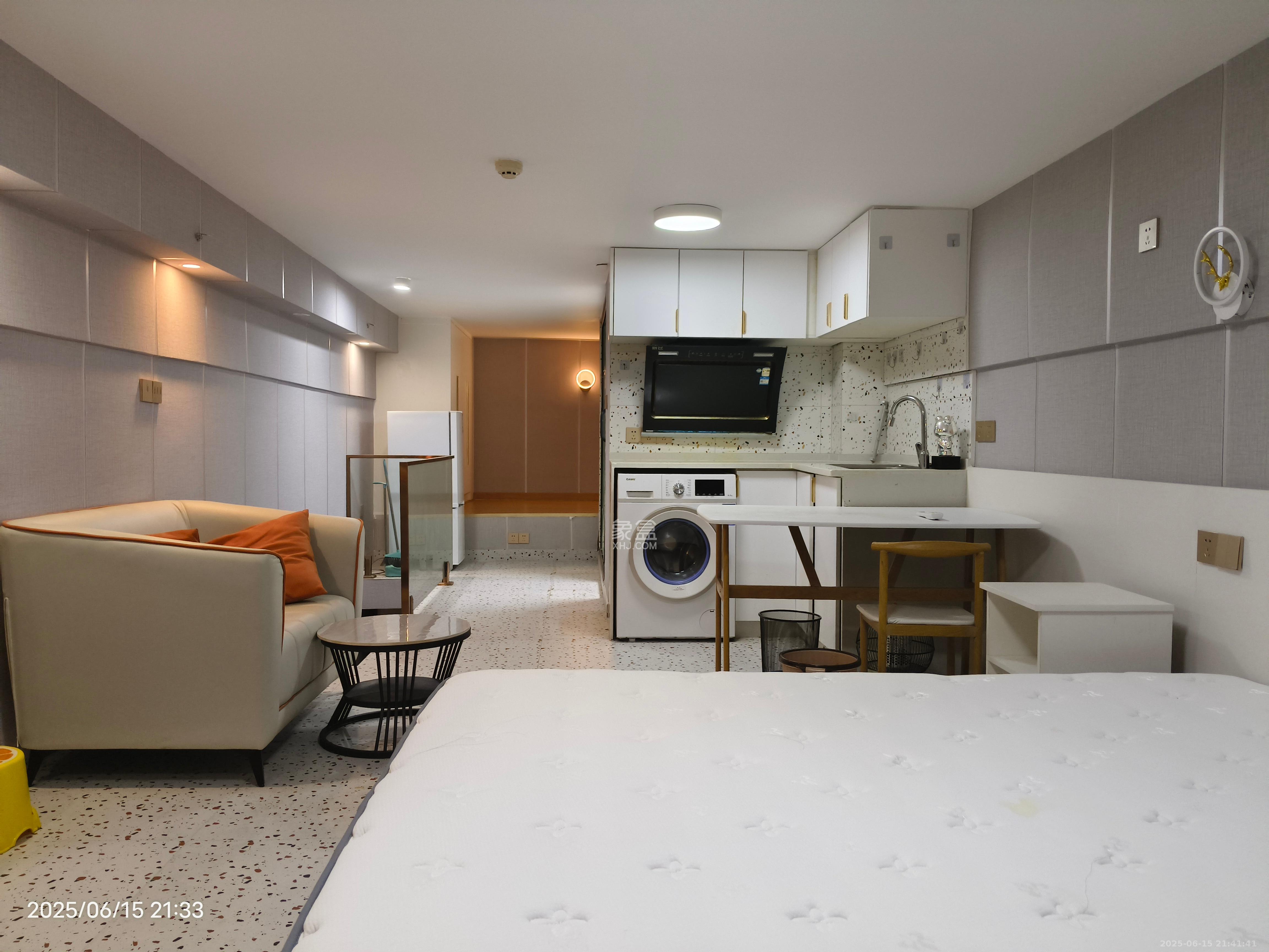 龙湖新壹城 1室0厅0卫 1500.0元/月 龙湖新壹城 1室0厅0卫 1500.0元/月室内图