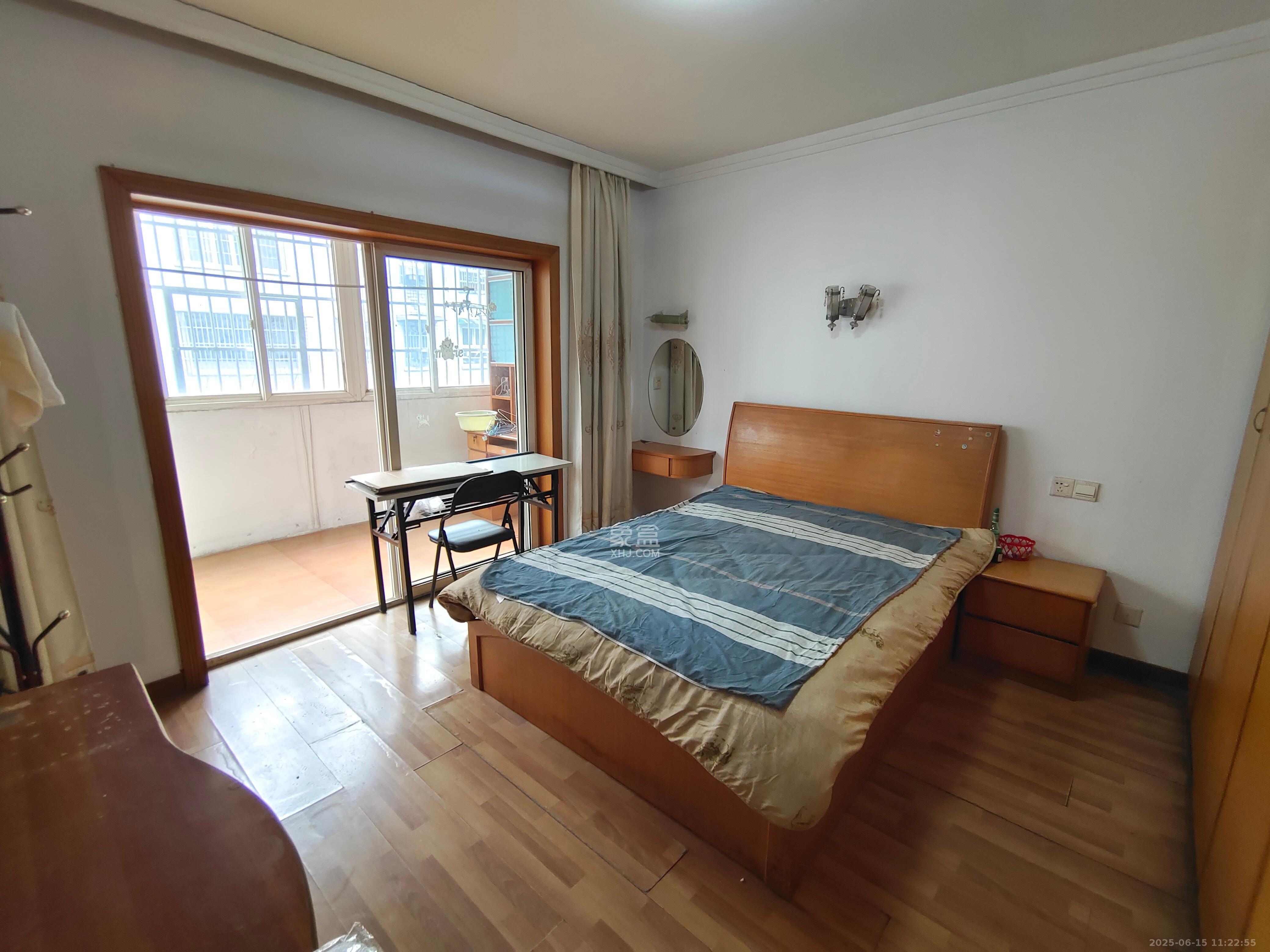 德政园 3室2厅2卫 2000.0元/月 德政园 3室2厅2卫 2000.0元/月室内图