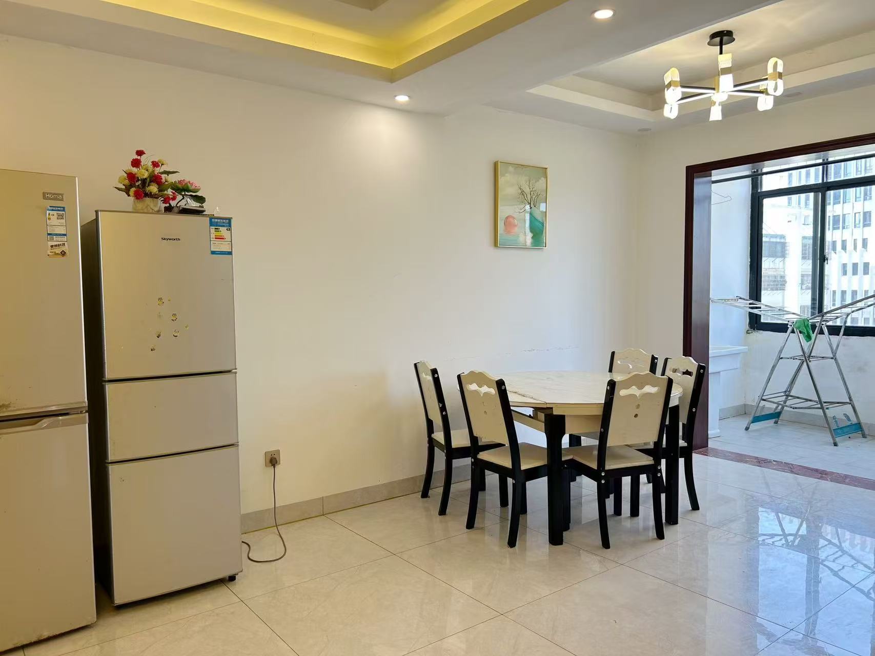 佳宝花园 3室2厅2卫 3000.0元/月 佳宝花园 3室2厅2卫 3000.0元/月户型图