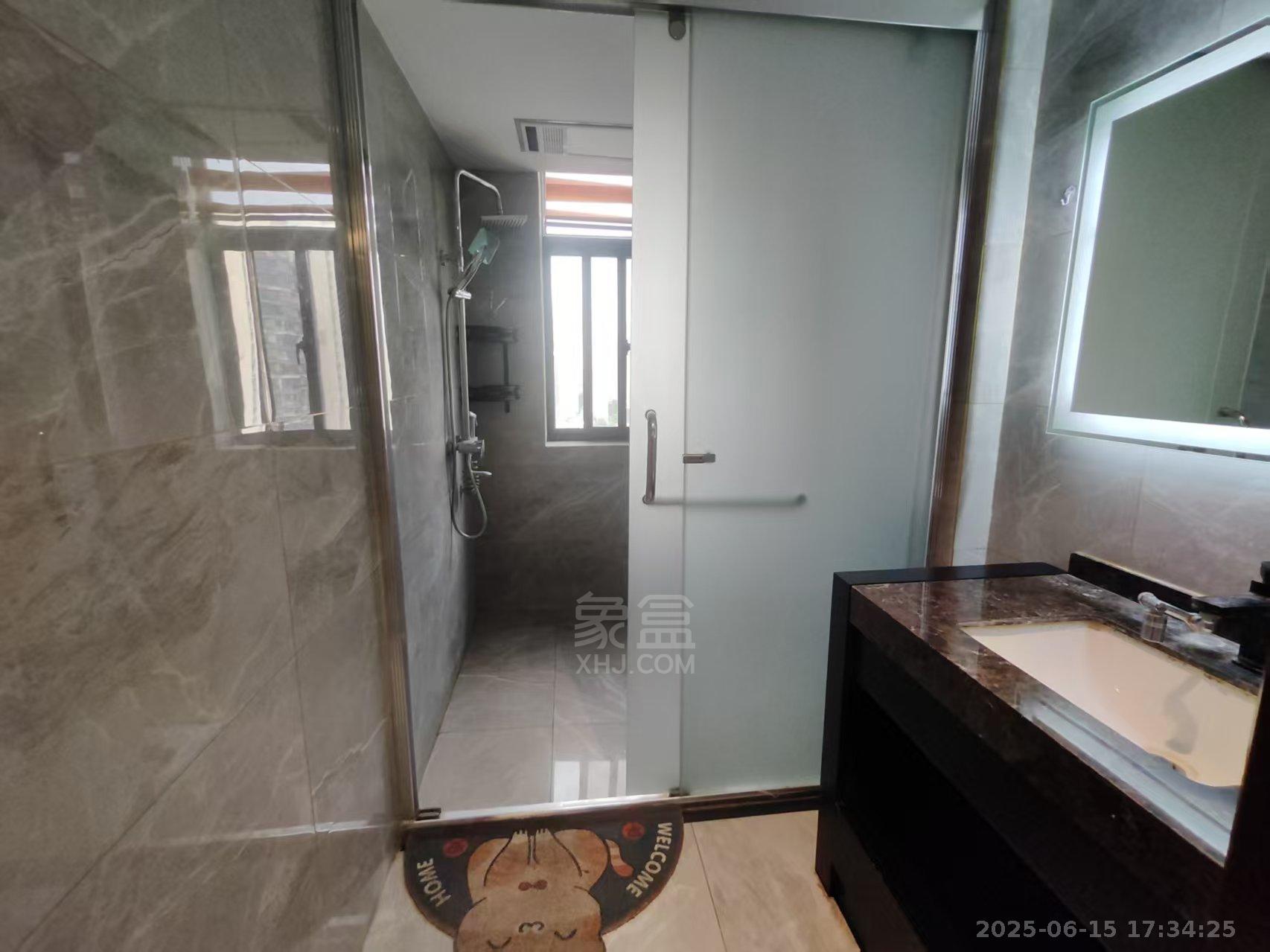 武广国际学苑 2室2厅1卫 2200.0元/月 武广国际学苑 2室2厅1卫 2200.0元/月室内图