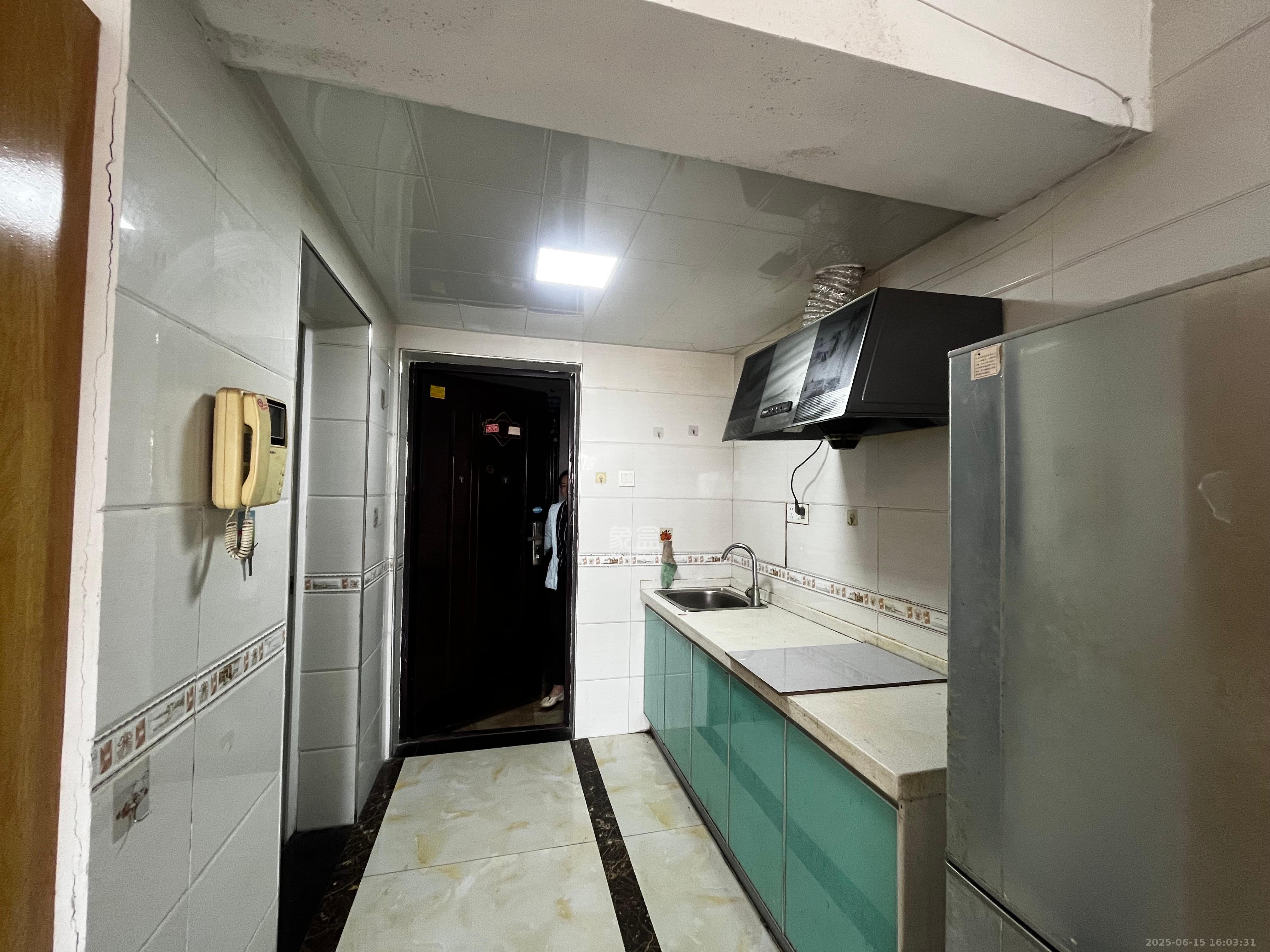 未来蜂巢 1室1厅1卫 900.0元/月 未来蜂巢 1室1厅1卫 900.0元/月室内图