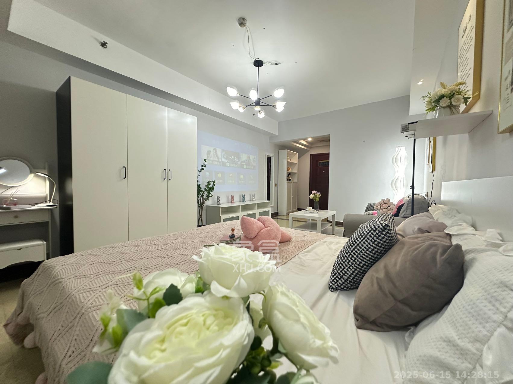 东塘瑞府 2室1厅1卫 2380.0元/月 东塘瑞府 2室1厅1卫 2380.0元/月室内图