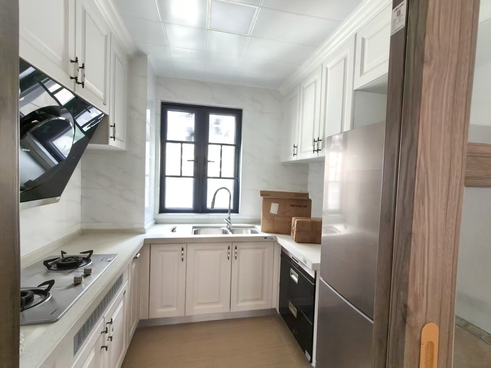 碧桂园梓山府 4室2厅2卫 2400.0元/月 碧桂园梓山府 4室2厅2卫 2400.0元/月室内图