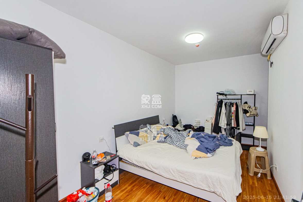 北辰三角洲C3区  3室2厅1卫    138.0万 北辰三角洲C3区  3室2厅1卫    138.0万卧室