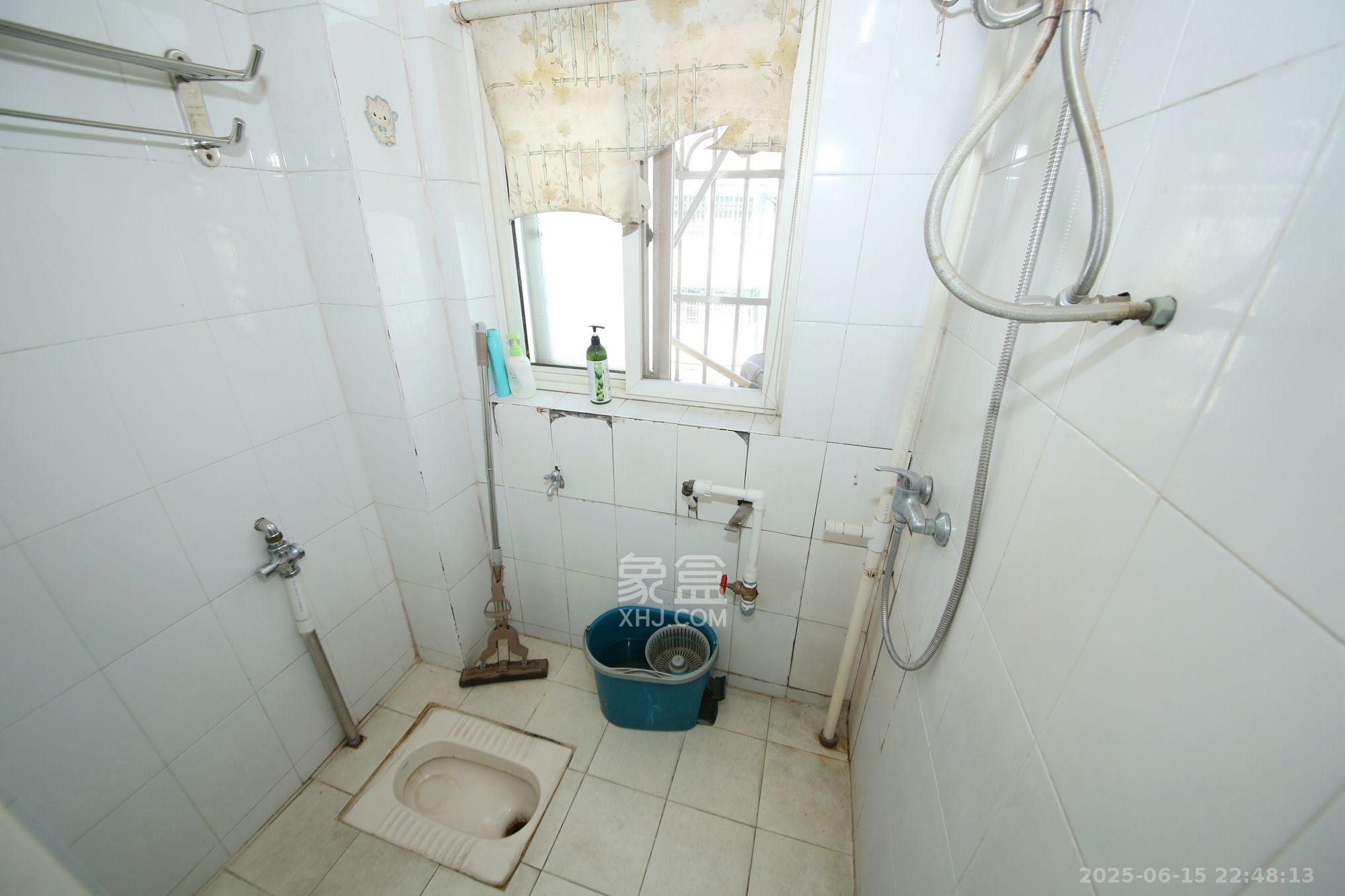 德政园 3室2厅2卫 2150.0元/月 德政园 3室2厅2卫 2150.0元/月室内图