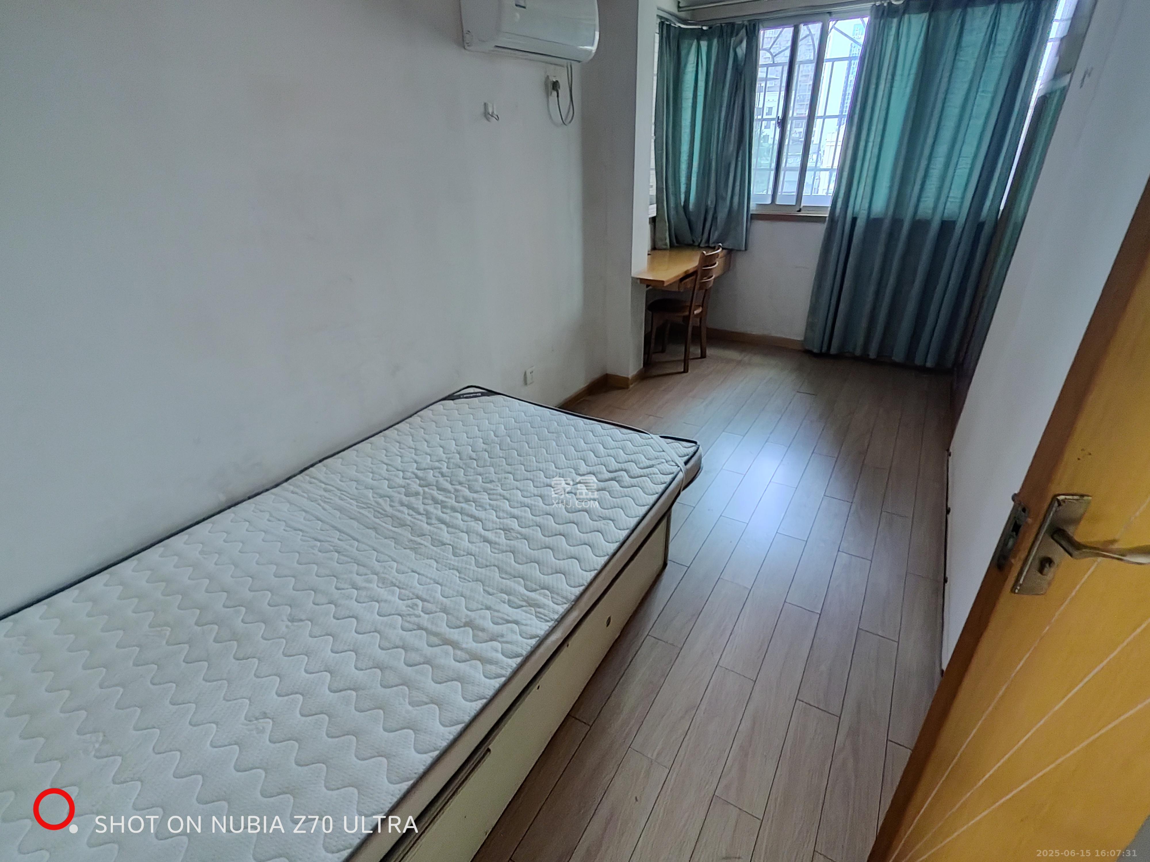 鑫溪大厦  1室1厅1卫    2600.0元/月 鑫溪大厦  1室1厅1卫    2600.0元/月室内图