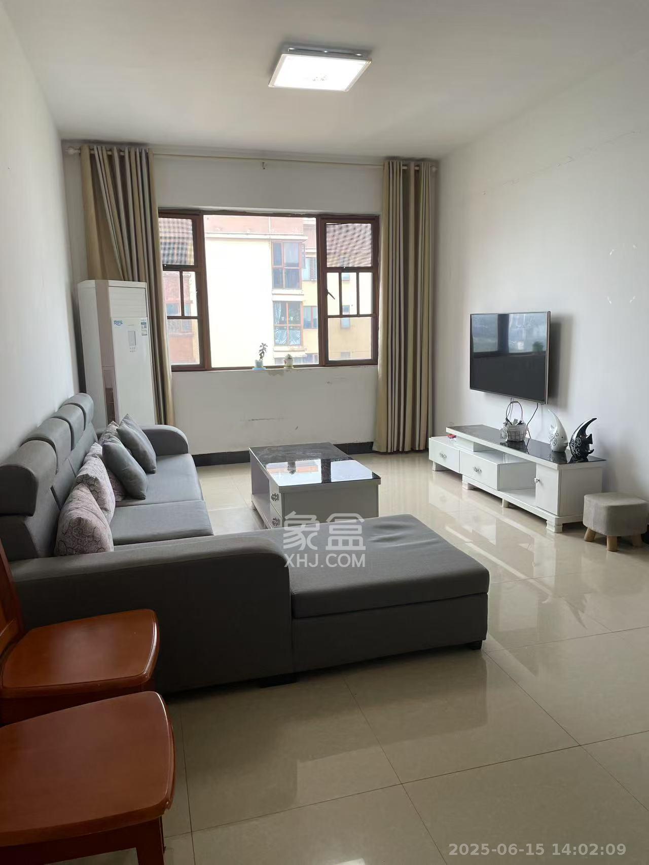 万里时代  2室2厅1卫    2600.0元/月 万里时代  2室2厅1卫    2600.0元/月室内图