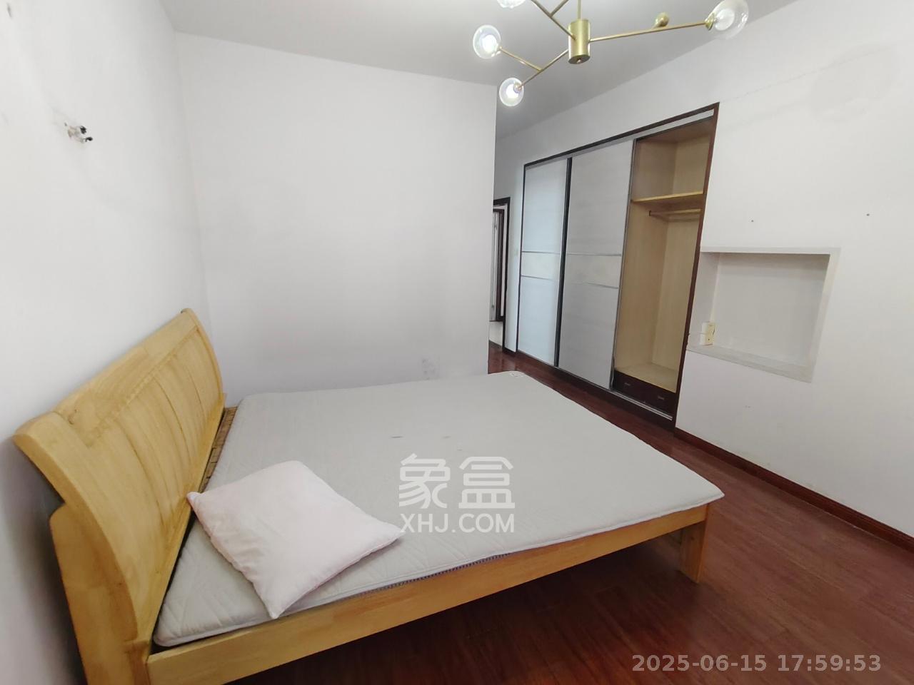 茂华国际湘  3室2厅2卫   2300.00元/月室内图