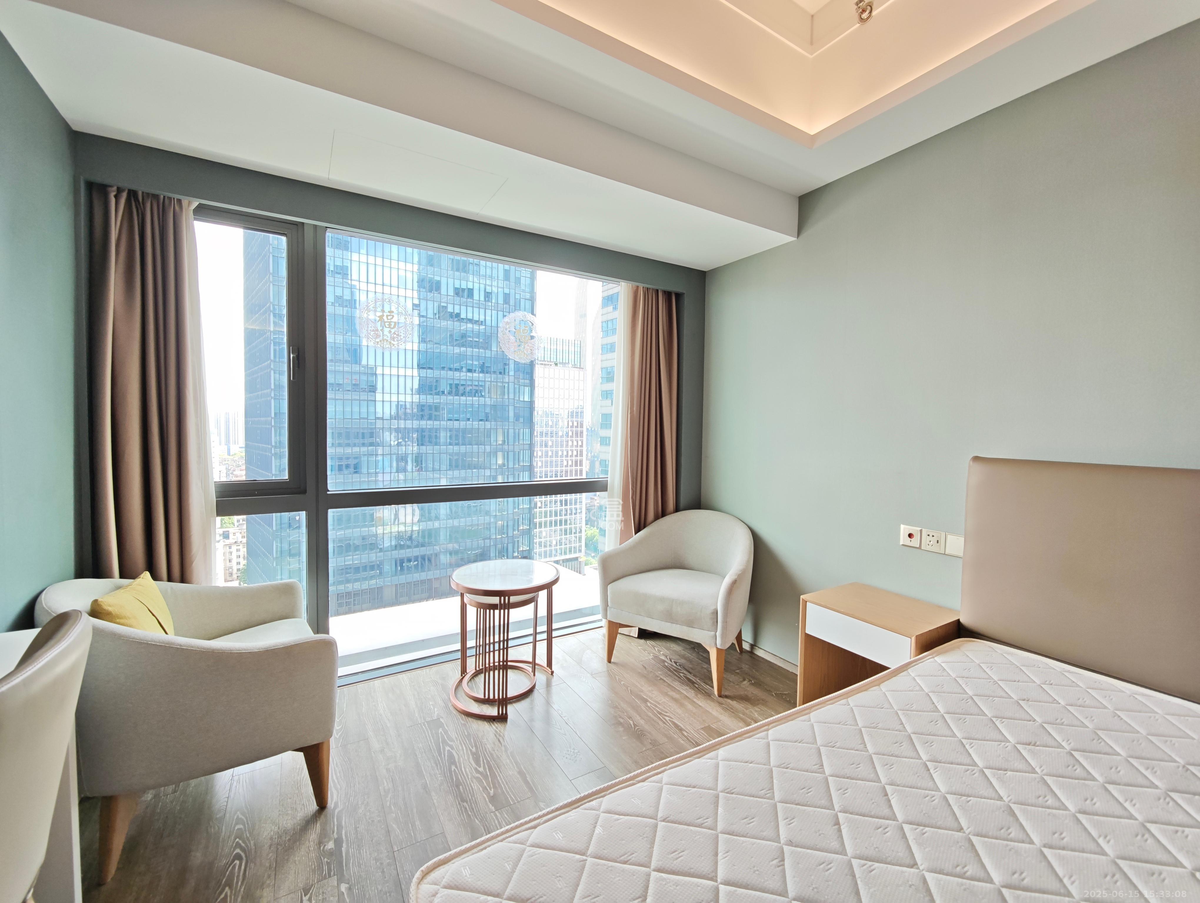 华远华时代 1室1厅1卫 2600.0元/月 华远华时代 1室1厅1卫 2600.0元/月室内图