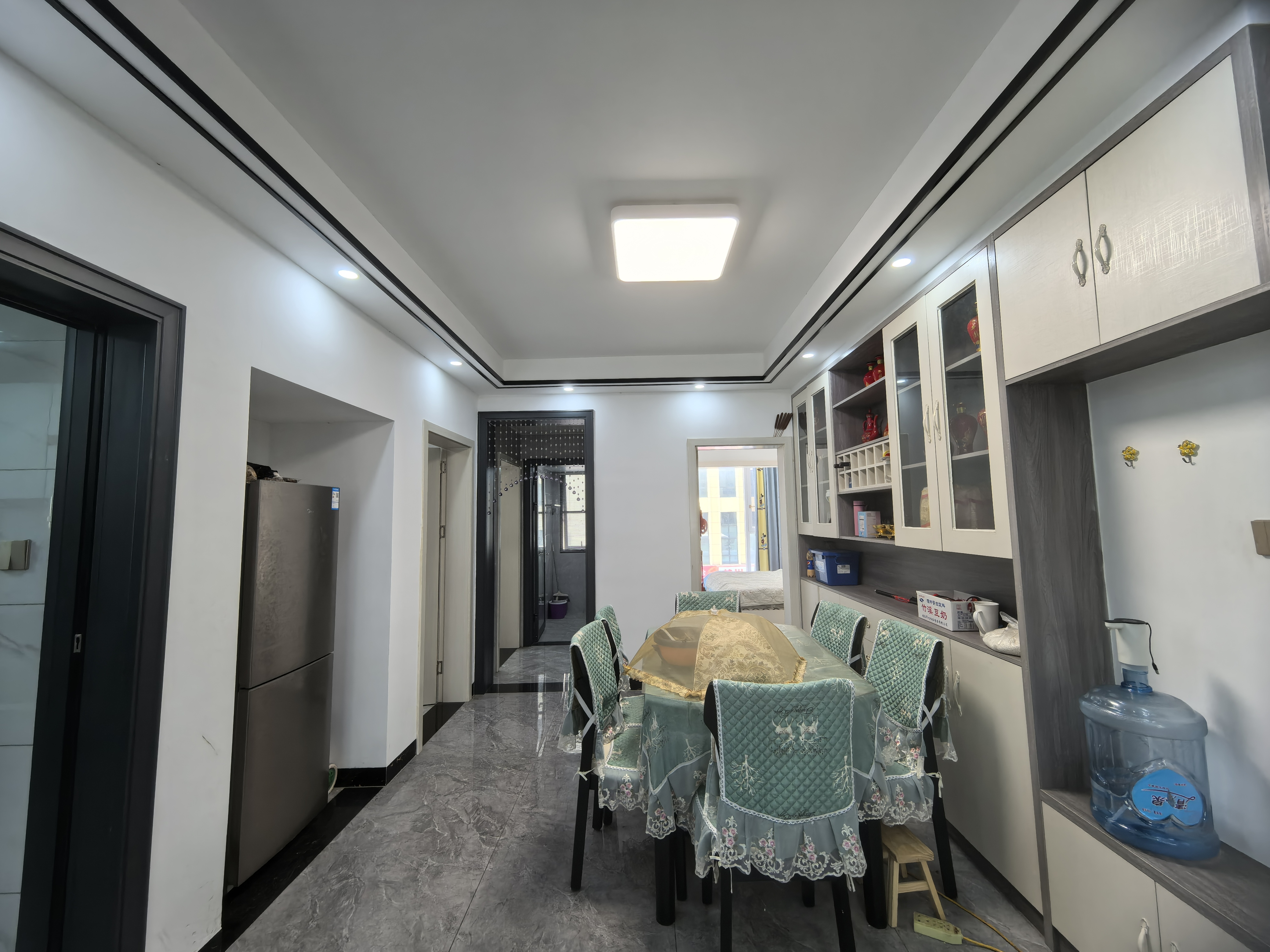 高盛国际 4室2厅2卫 2000.0元/月 高盛国际 4室2厅2卫 2000.0元/月室内图