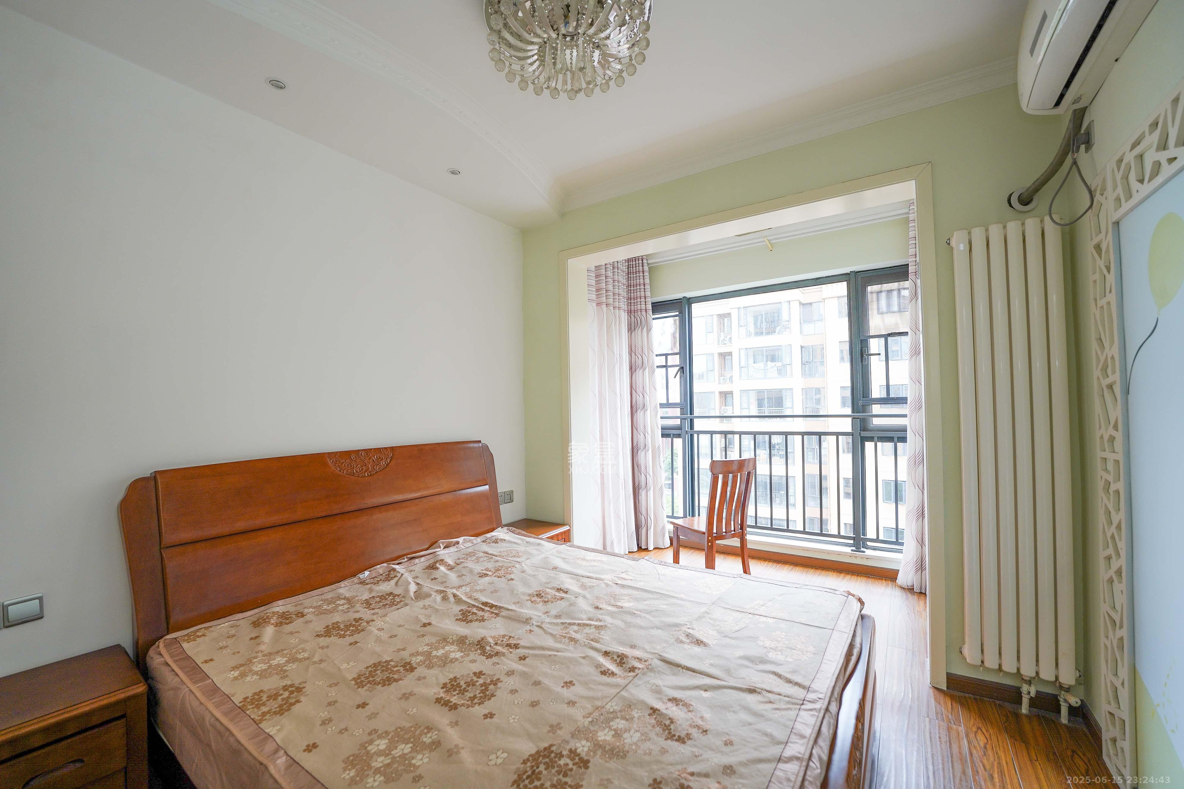 怡海星城 3室2厅1卫 58.8万 怡海星城 3室2厅1卫 58.8万卧室