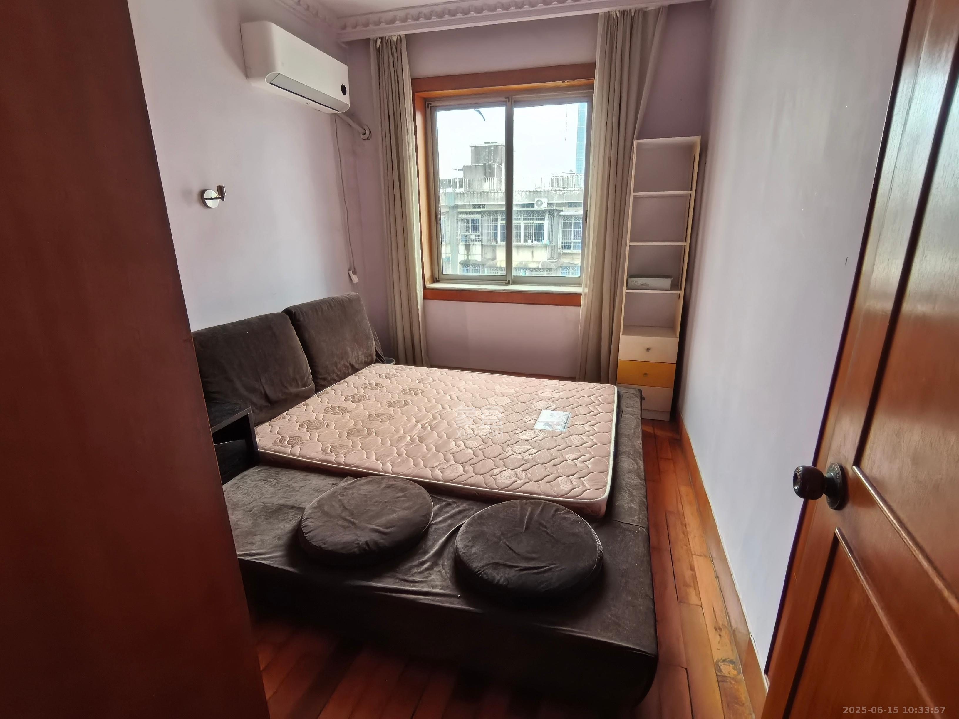 省进出口公司宿舍  2室1厅1卫    1400.0元/月室内图