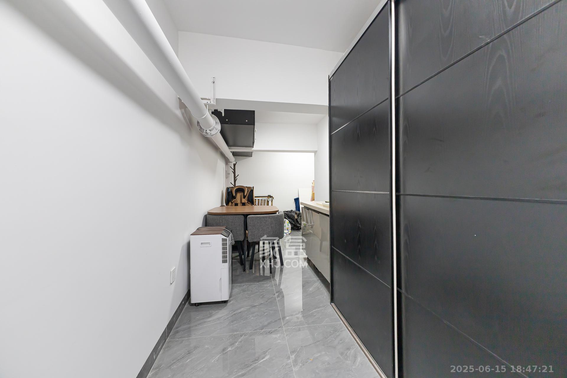 勤诚达新界  3室2厅1卫    80.0万 勤诚达新界  3室2厅1卫    80.0万卧室